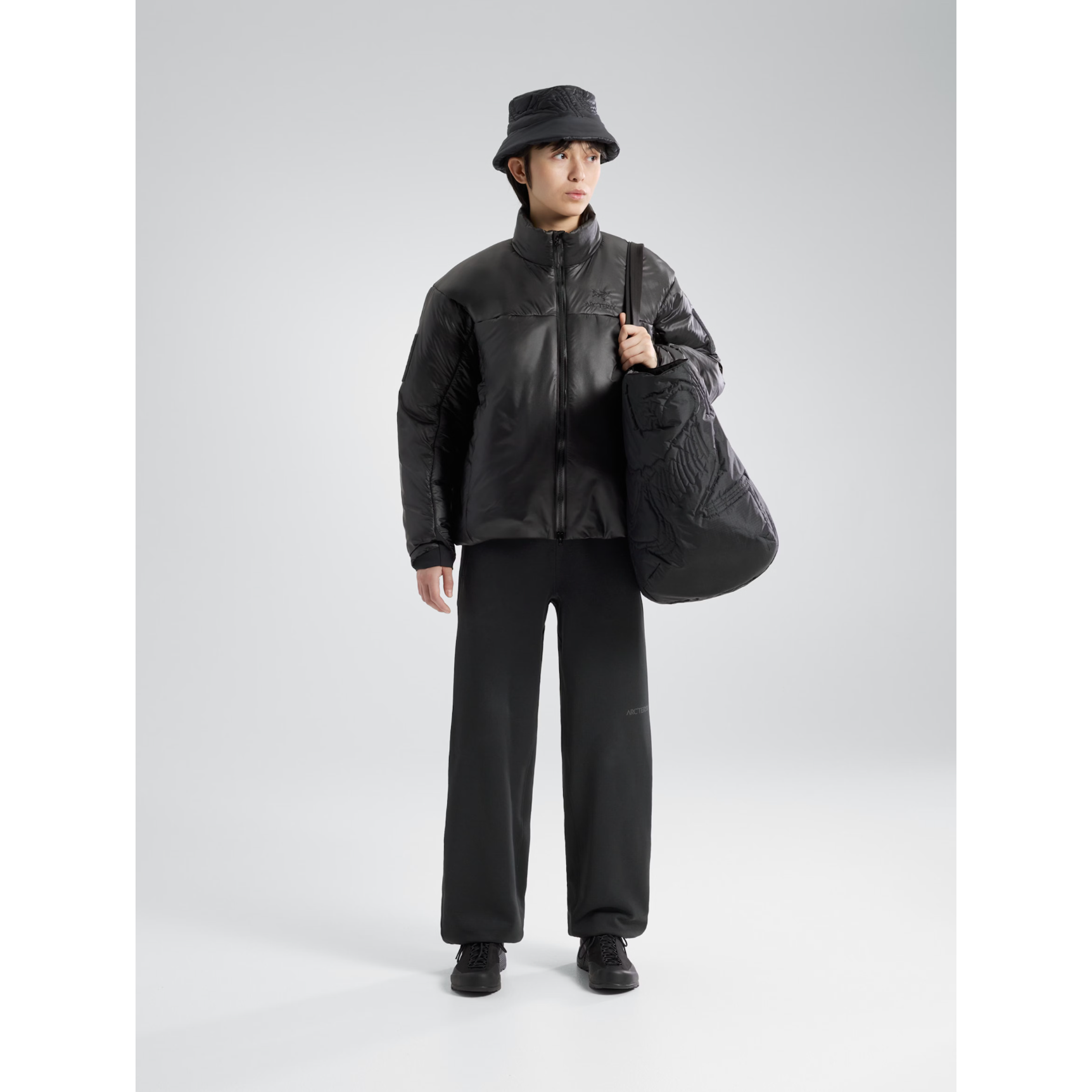 Arc'teryx Ogee Insulated Tote Bag - Waterproof & Lightweight for Women - Perfect for Work, Travel & Outdoor Adventures