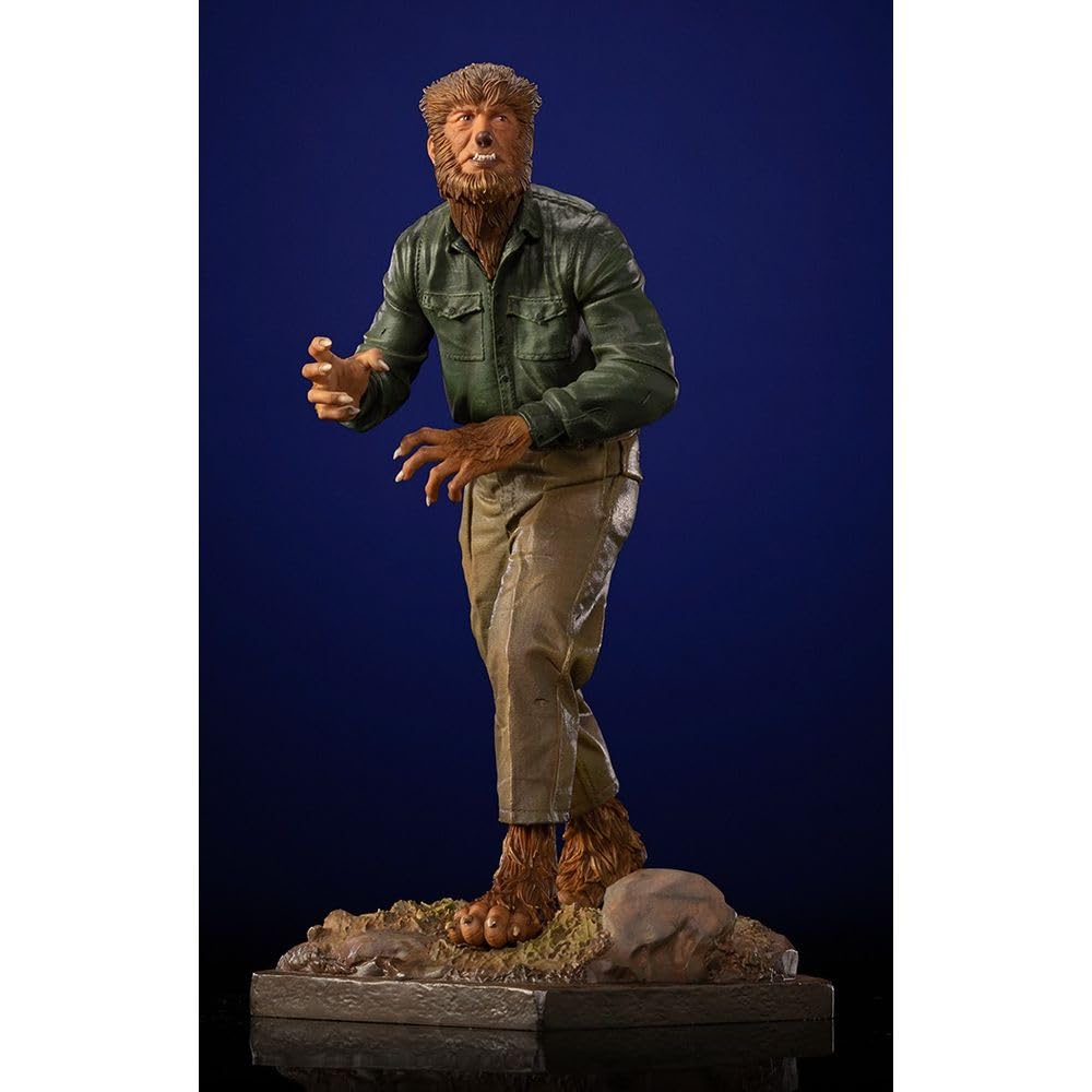 Iron Studios 1:10 The Wolf Man Art Scale Statue - Universal Monsters Classic Horror Collectible for Home Display & Movie Decor