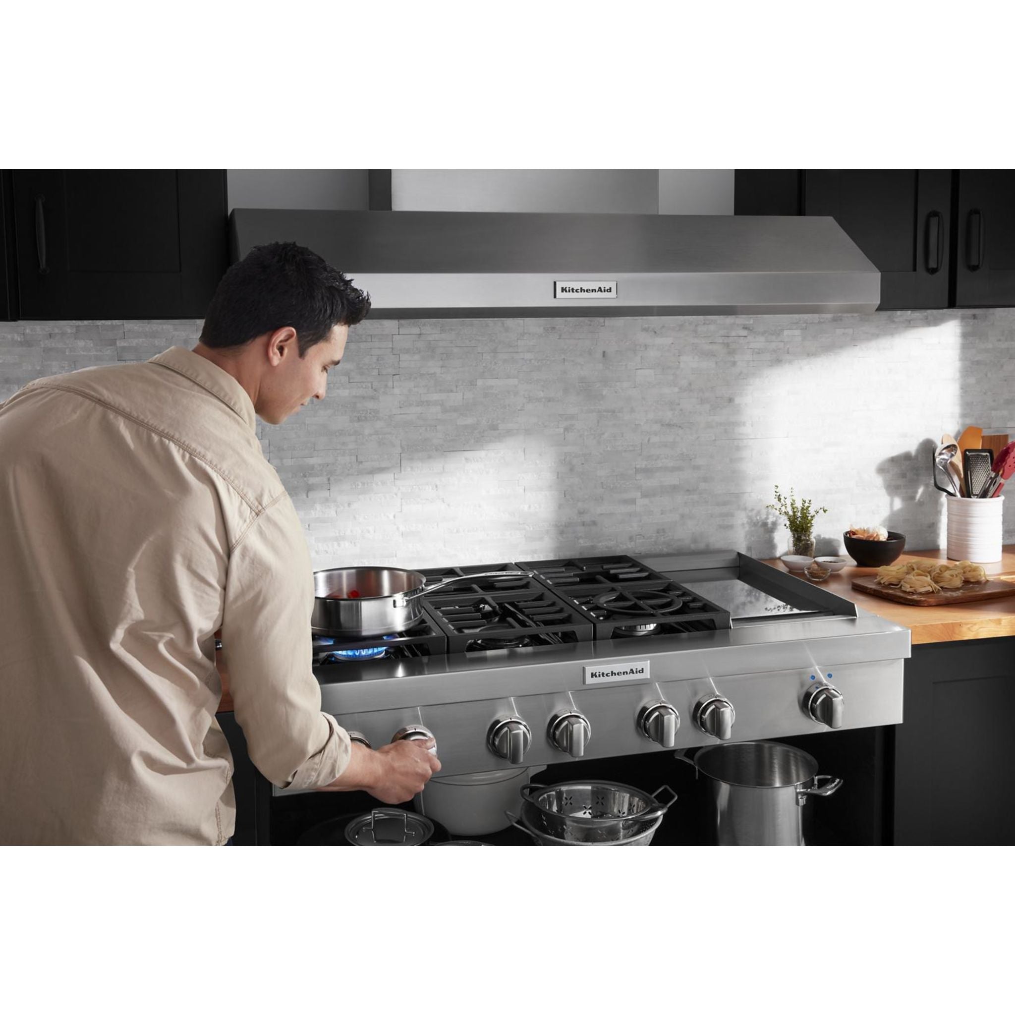 KitchenAid 48 Inch 5 Burner Gas Cooktop with Continuous Grates - Stainless Steel (KCGC558JSS) | Perfect for Home Chefs & Modern Kitchens