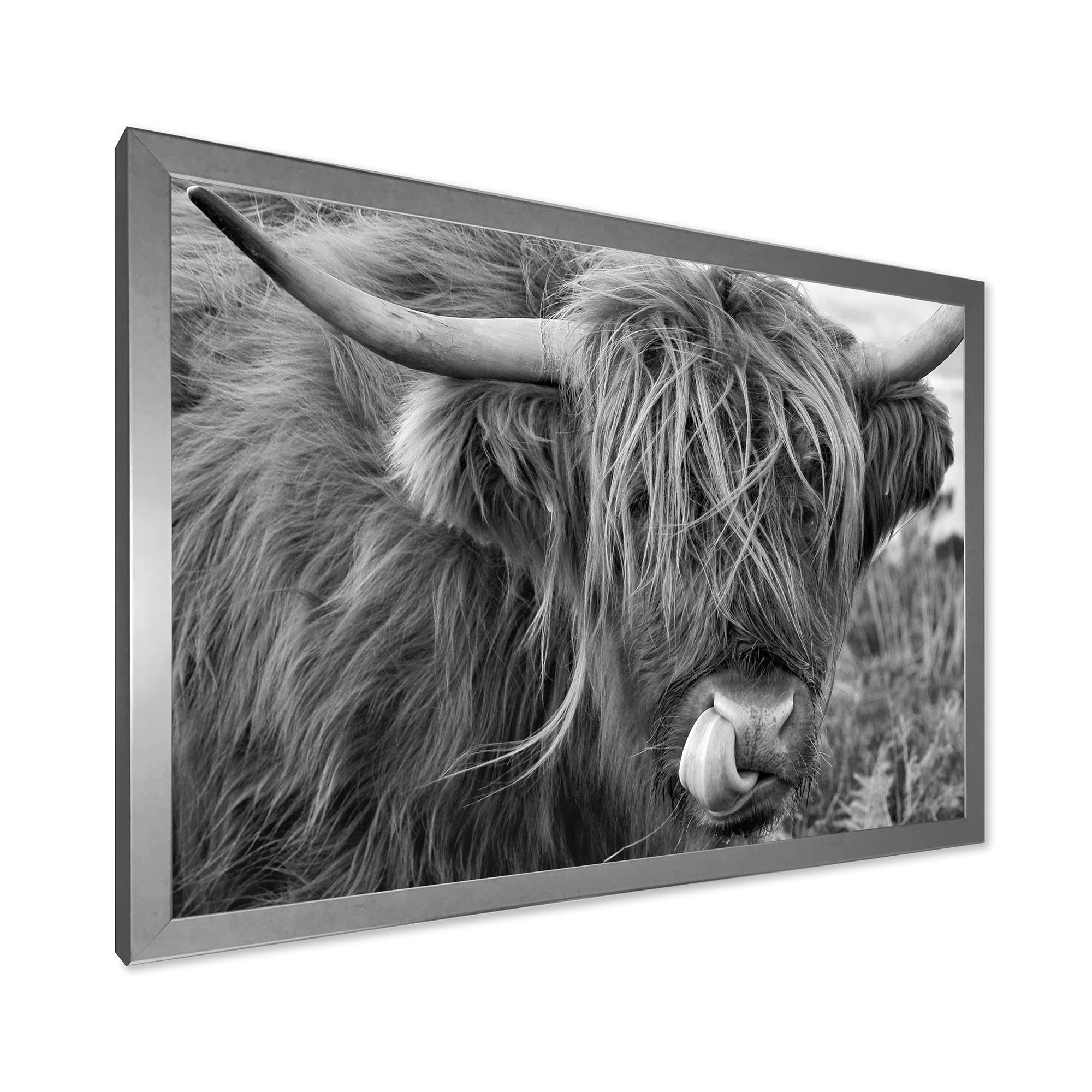 Scottish Highland Cow on Moorland II - Farmhouse Framed Wall Art Painting for Living Room, Bedroom & Office Decor