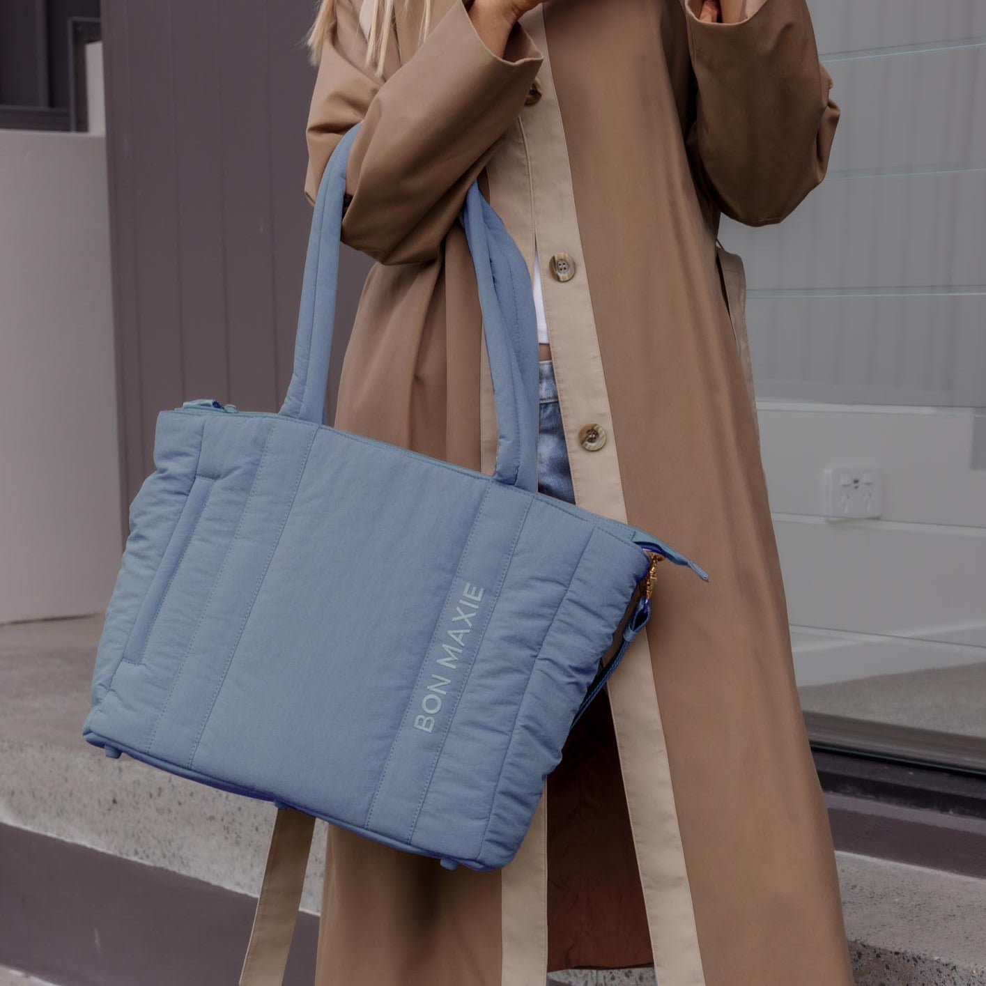 Stylish Denim Tote Bag for Women - Durable & Fashionable Everyday Shoulder Bag - Perfect for Work, Shopping & Travel