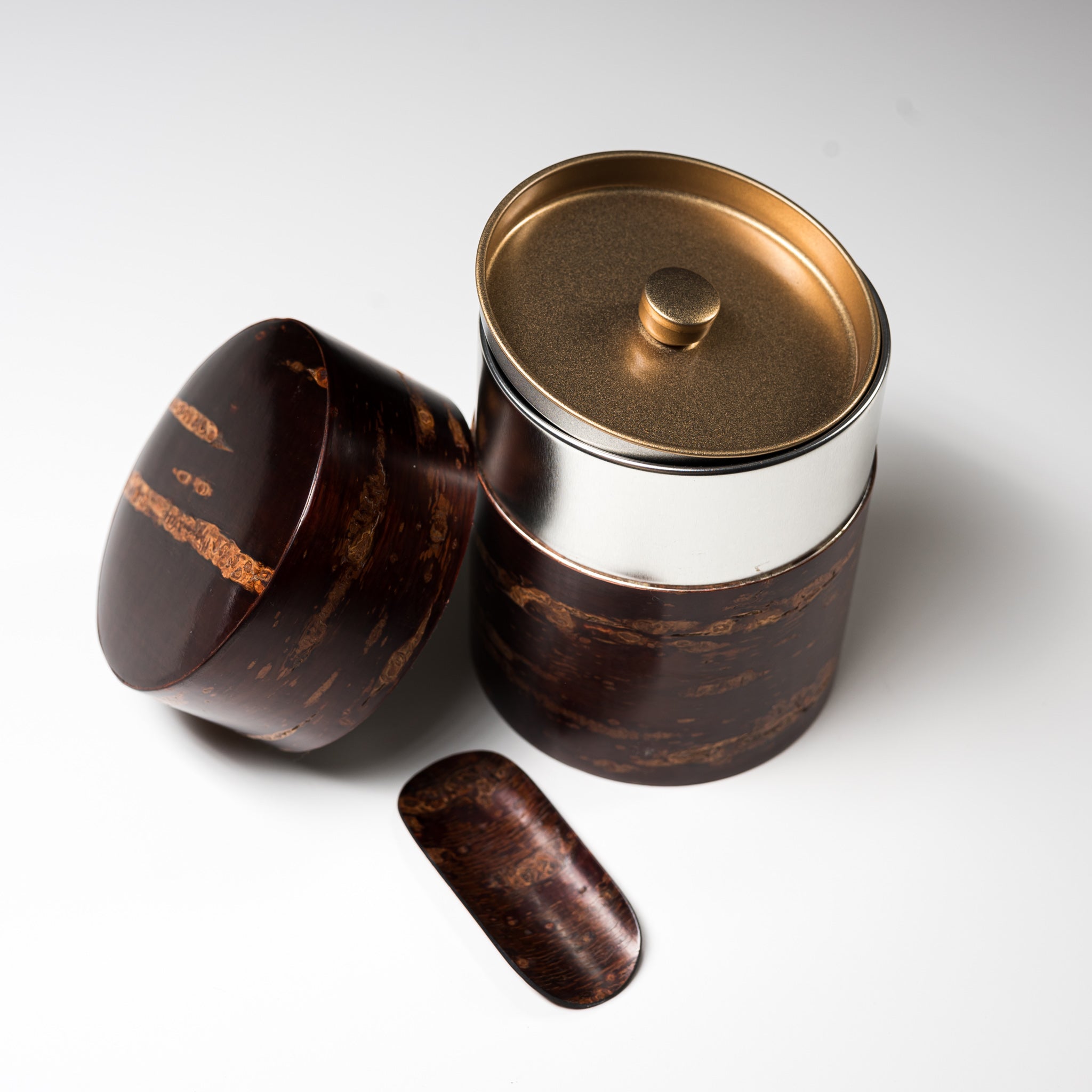 Premium Tomioka Cherry Bark Tea Caddy Gift Set - Traditional Japanese Hiragata Style (200g) - Perfect for Tea Ceremonies, Home Decor & Unique Gifts