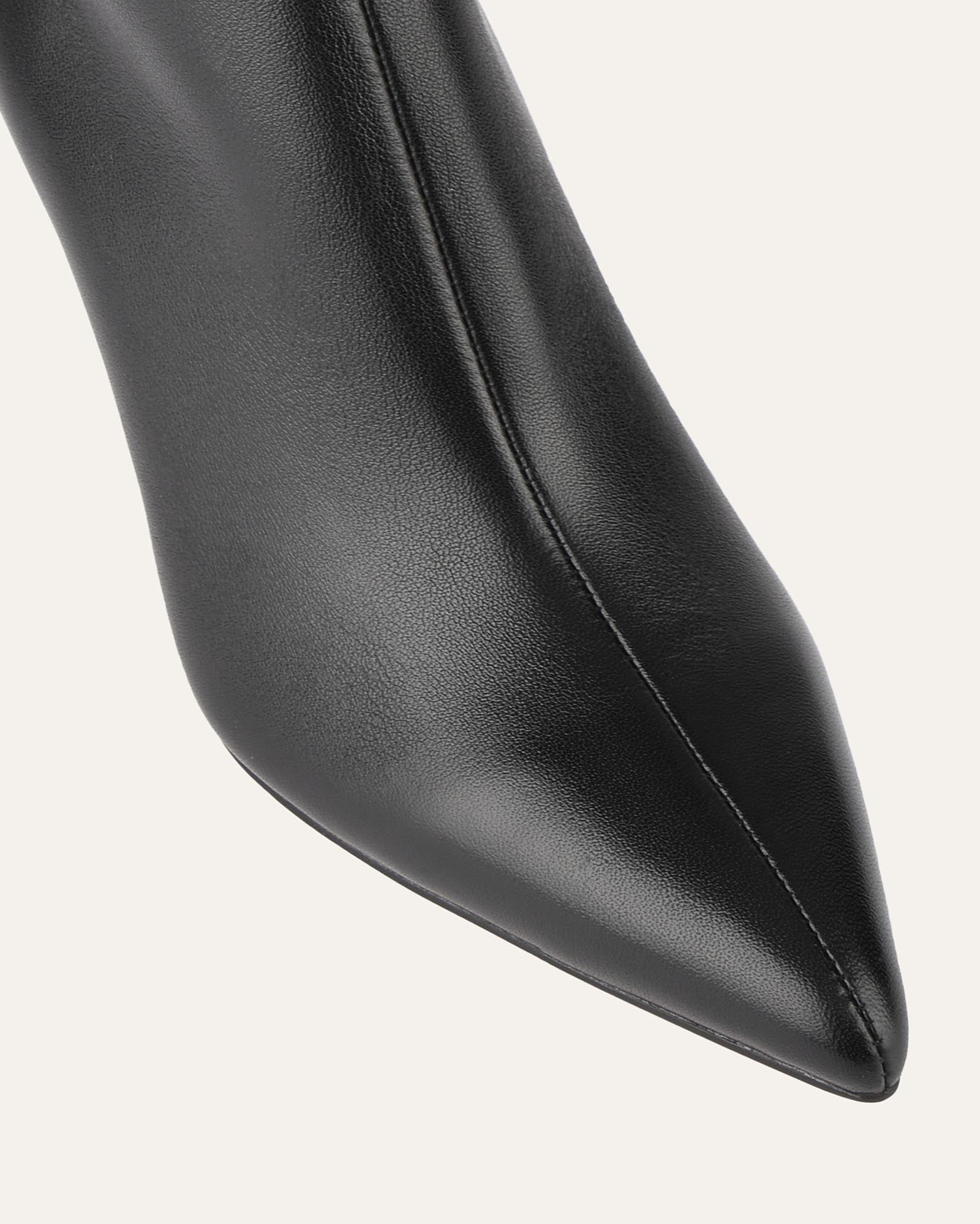 LOTUS Black Leather Knee High Boots for Women - Stylish & Comfortable Winter Fashion Boots for Casual Outfits, Parties & Office Wear