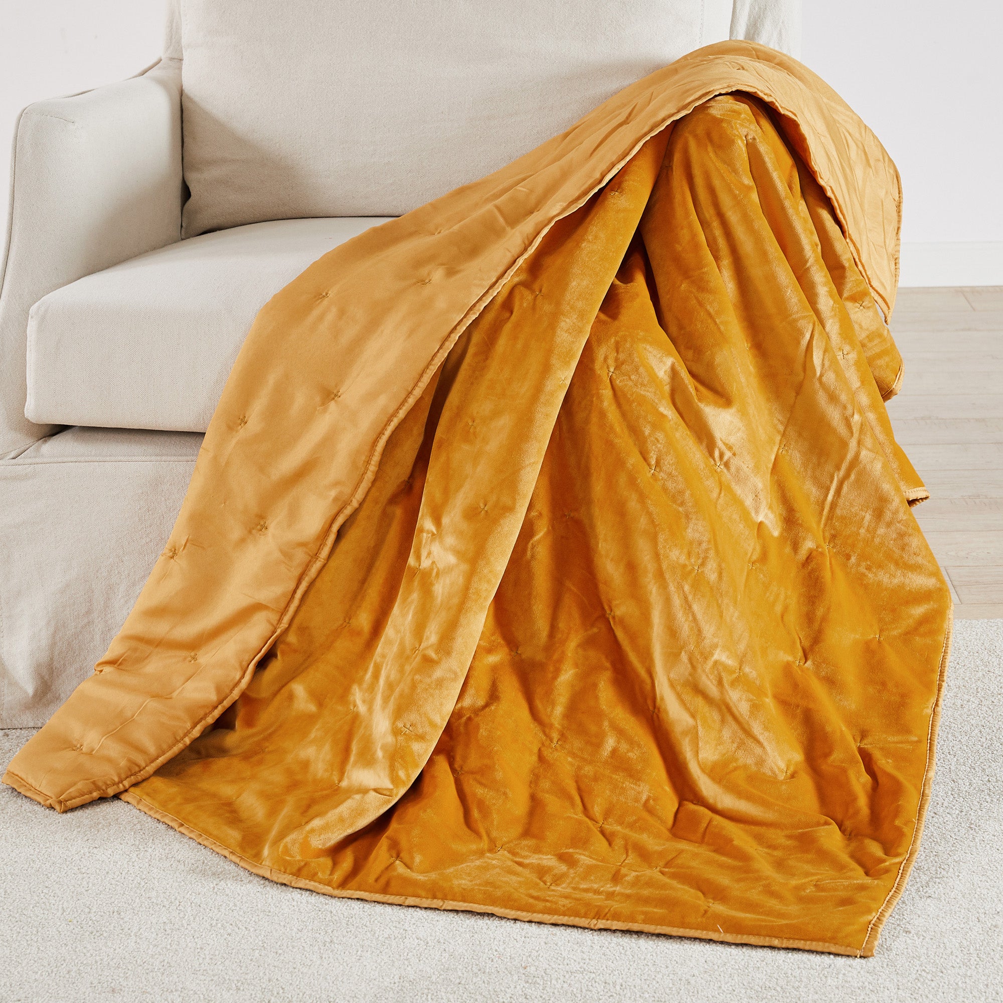 BH Calabria Velvet Ochre Quilted Throw Blanket - Soft Luxurious Bedspread for Couch, Sofa & Bed - Cozy Home Decor for Living Room, Bedroom & Dorm