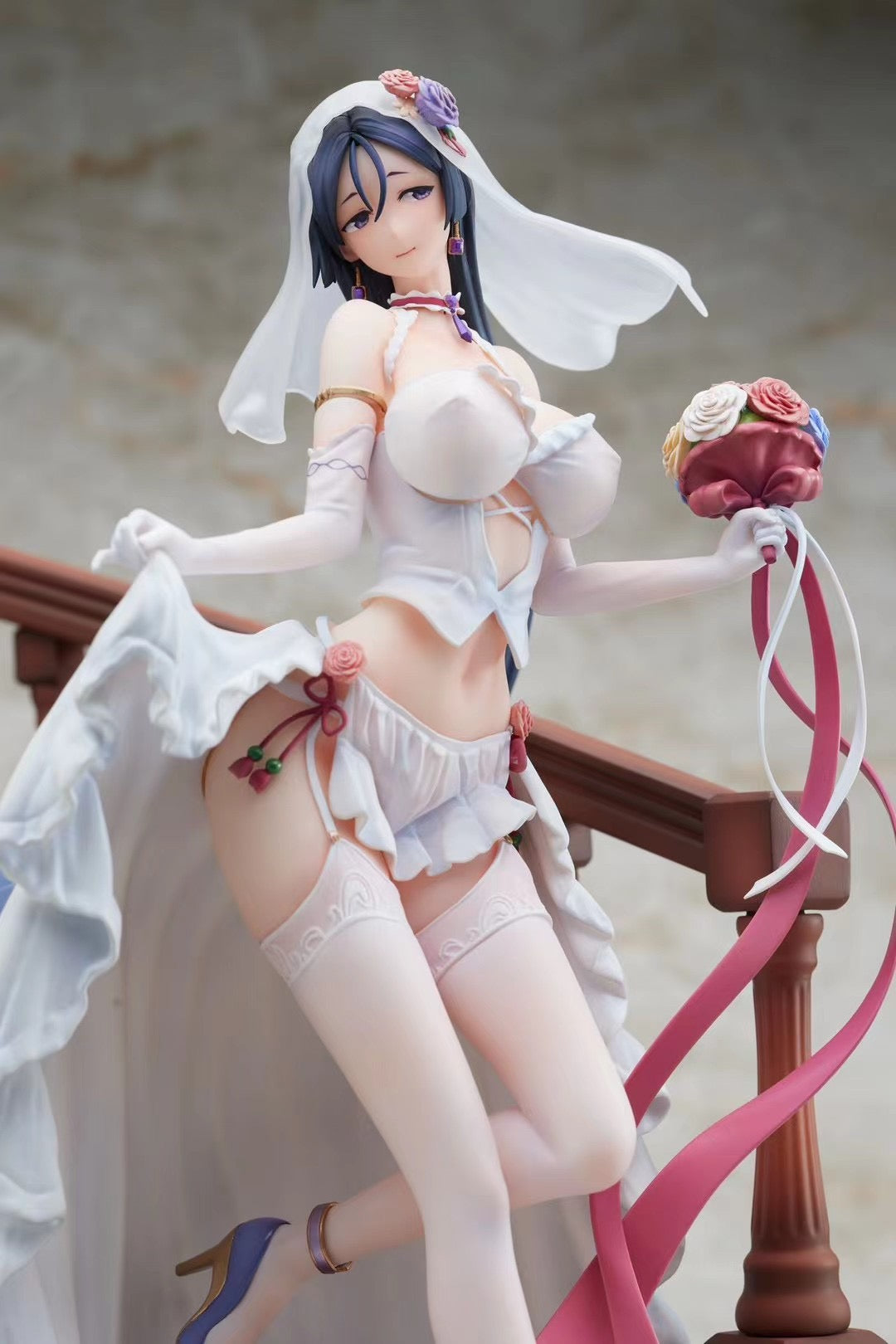 Moon Shape FATE Wedding Minamoto no Raikou Cosplay Figure - Anime Collectible for Fans & Home Decor | Perfect for Otaku Rooms, Gift Giving, and Themed Parties