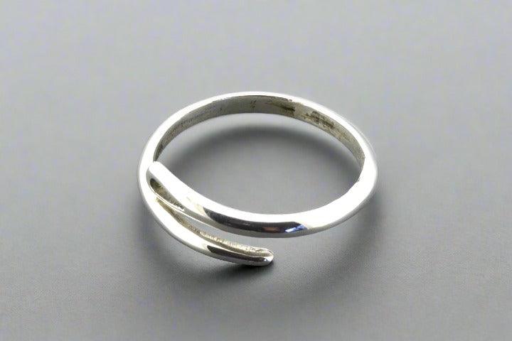 Sterling Silver Needle Ring - Elegant & Dainty Jewelry for Women - Perfect for Everyday Wear, Gifts & Special Occasions
