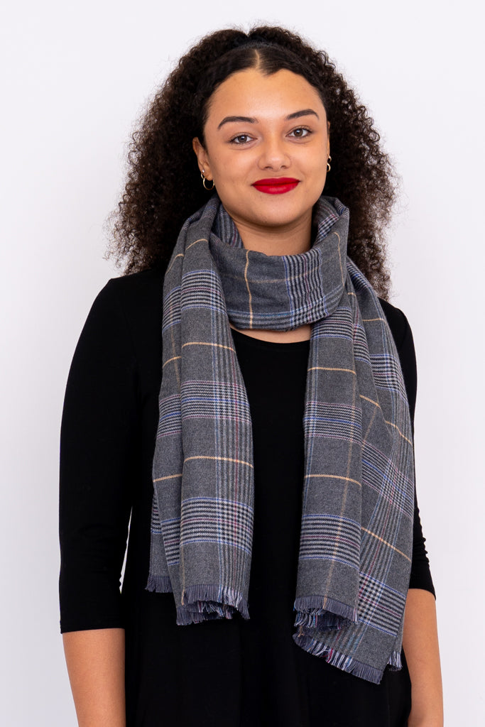 Warm & Soft Dark Grey Tartan Scarf for Women & Men - Winter Fashion Accessory for Cold Weather & Outdoor Activities