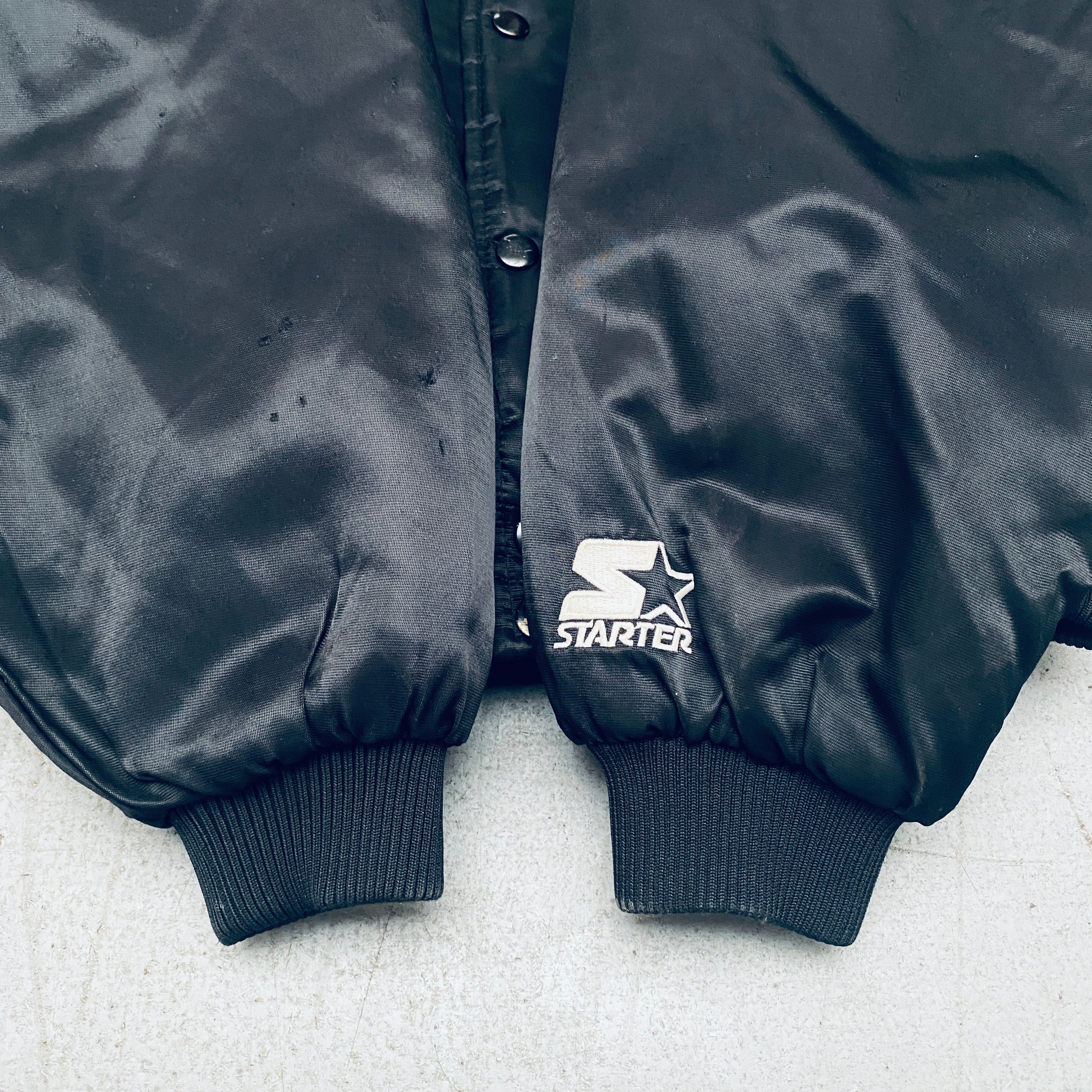San Francisco Giants 1990s Vintage Satin Stitched Script Starter Bomber Jacket - MLB Baseball Fan Apparel for Men & Women - Perfect for Game Day, Tailgating & Streetwear Fashion