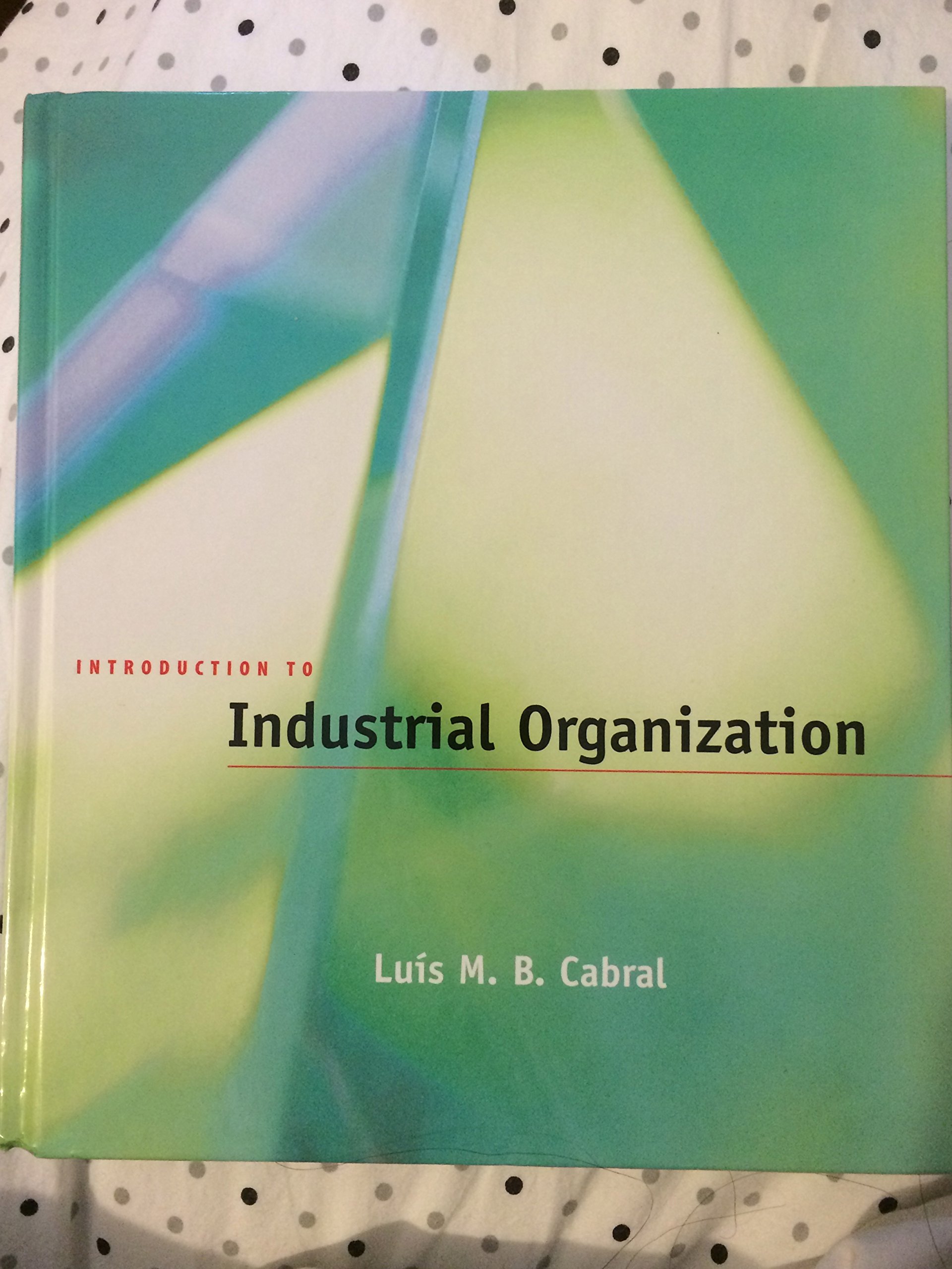 Introduction to Industrial Organization (Mit Press) - Textbook for Economics & Business Students | Perfect for Academic Studies & Professional Research