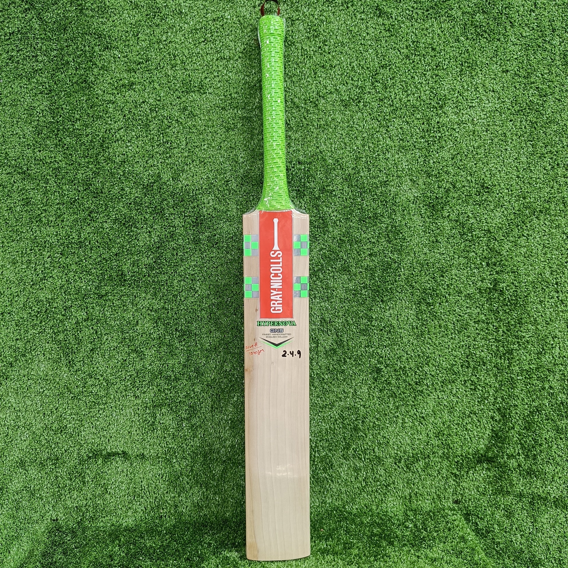 Gray Nicolls 5 HyperNova Junior/Youth Limited Edition English Willow Cricket Bat - Perfect for Young Cricket Players & Training Sessions