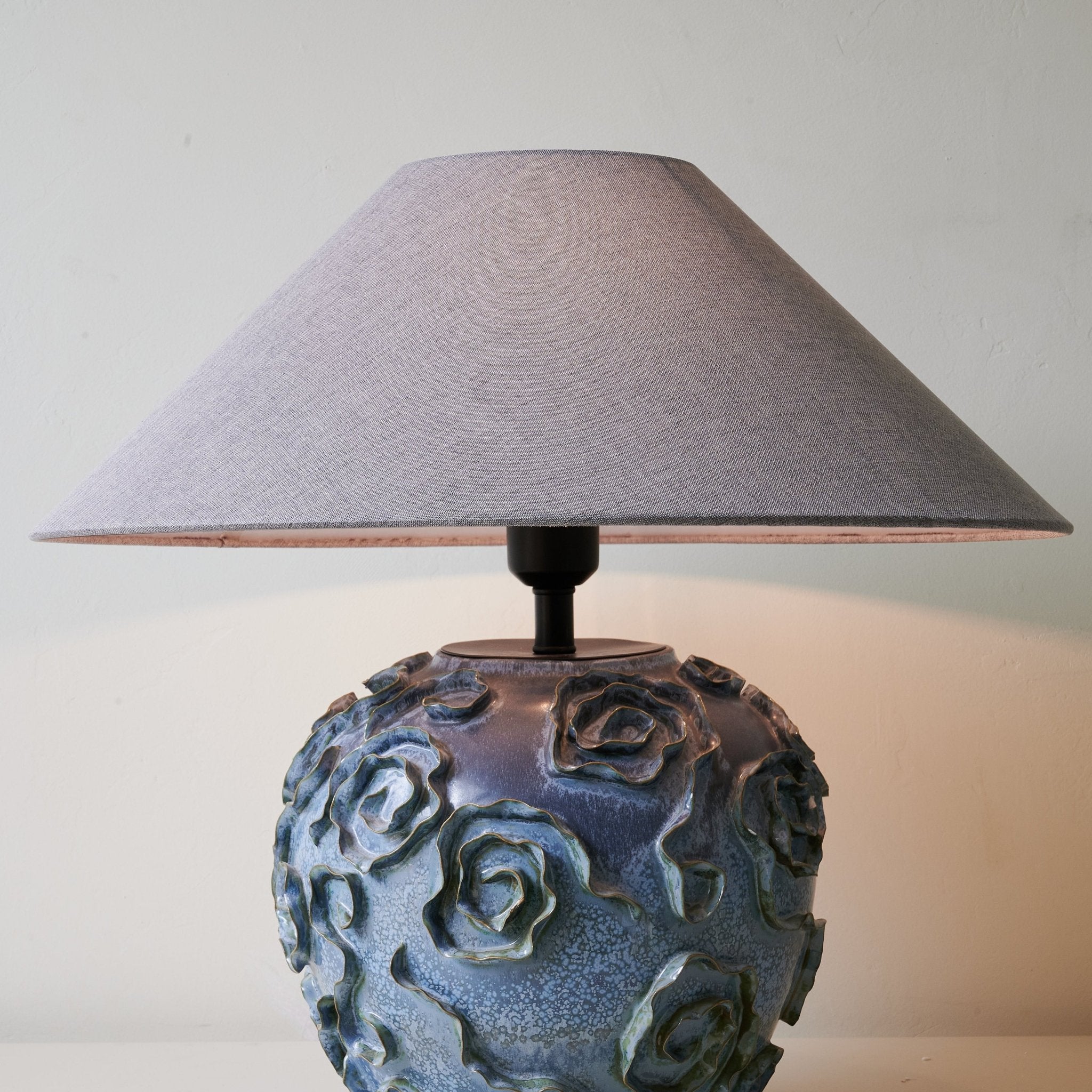 Elegant Midnight Rose Table Lamp for Bedroom & Living Room - Romantic Decorative Lighting for Home Decor