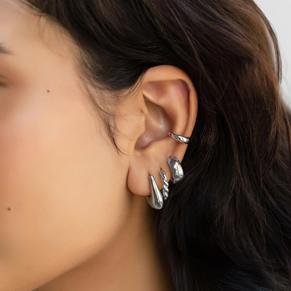 Vintage Conch Ear Cuff - Boho Chic Cartilage Earring for Women - Perfect for Parties, Weddings & Everyday Wear