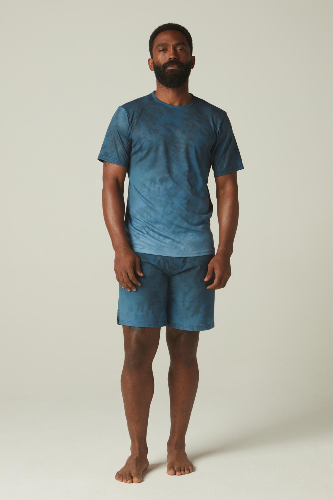 Levi's Men's Subtle Ties Blue Vanish T-Shirt - Casual Slim Fit Cotton Tee for Everyday Wear, Street Style & Outings