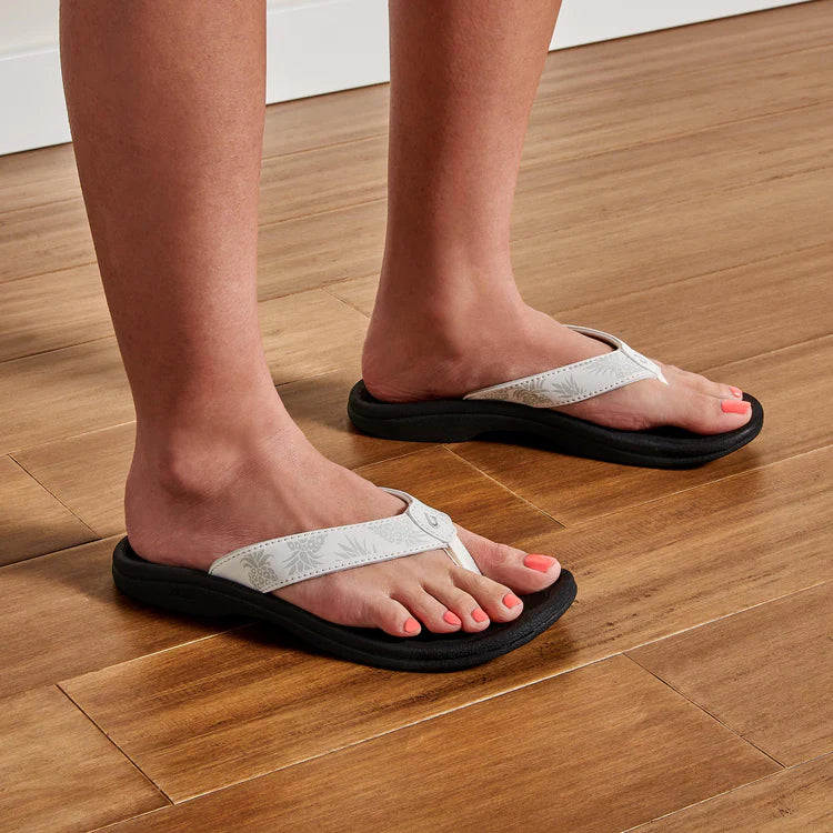 Olukai 'Ohana Bright White Women's Sandals - Comfortable Beach & Casual Flip Flops for Summer Walking, Travel, and Outdoor Activities