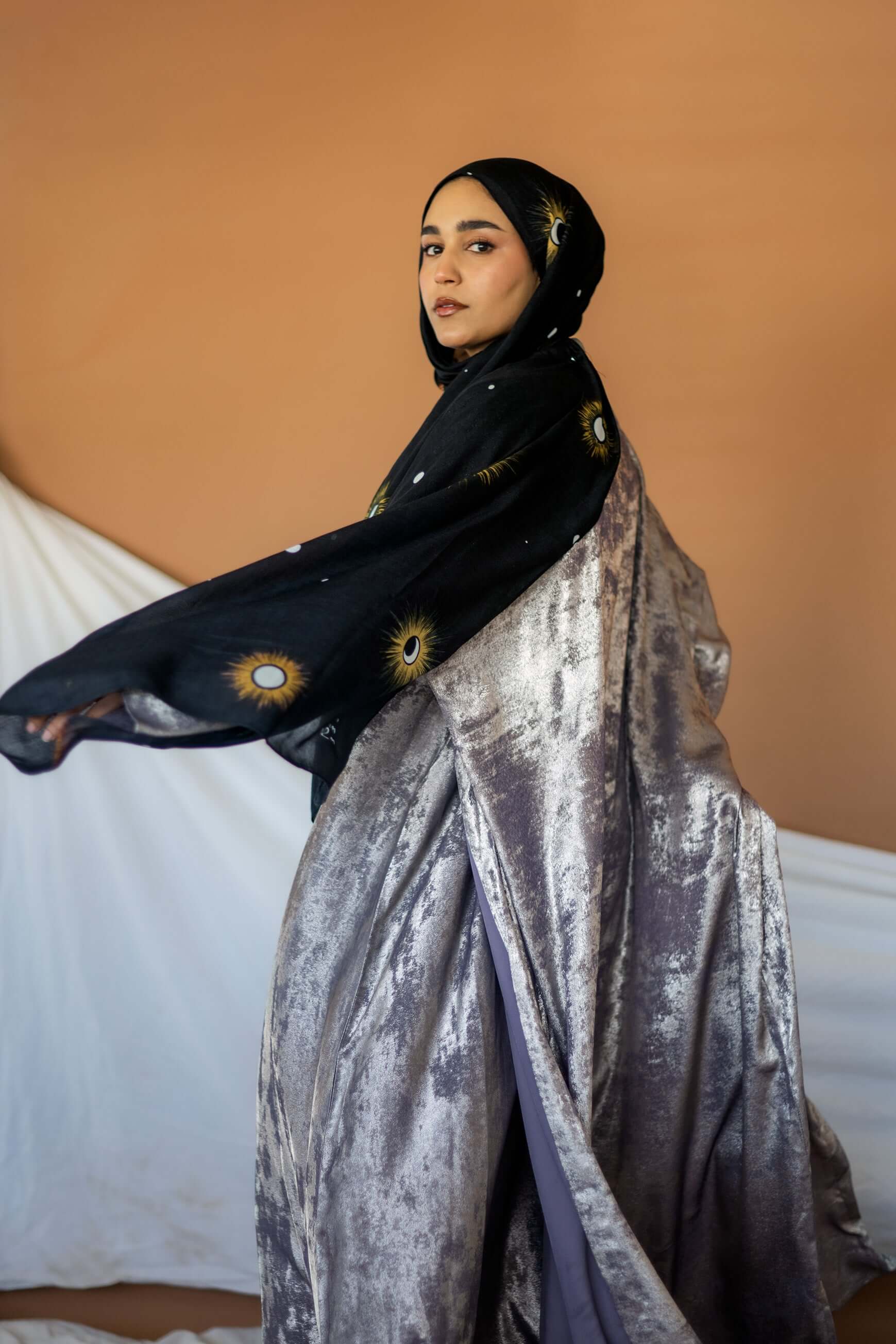 Elegant Metallic Gold Abaya 2 Piece Set for Women - Modest Islamic Prayer Dress for Eid, Ramadan & Special Occasions
