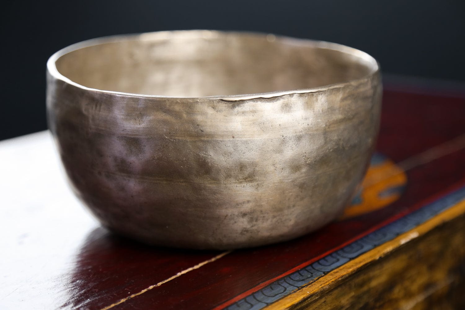 Healing Heart Chakra Singing Bowl - Tibetan Meditation Sound Bowl for Stress Relief & Chakra Balancing | Perfect for Yoga, Reiki & Spiritual Healing Sessions