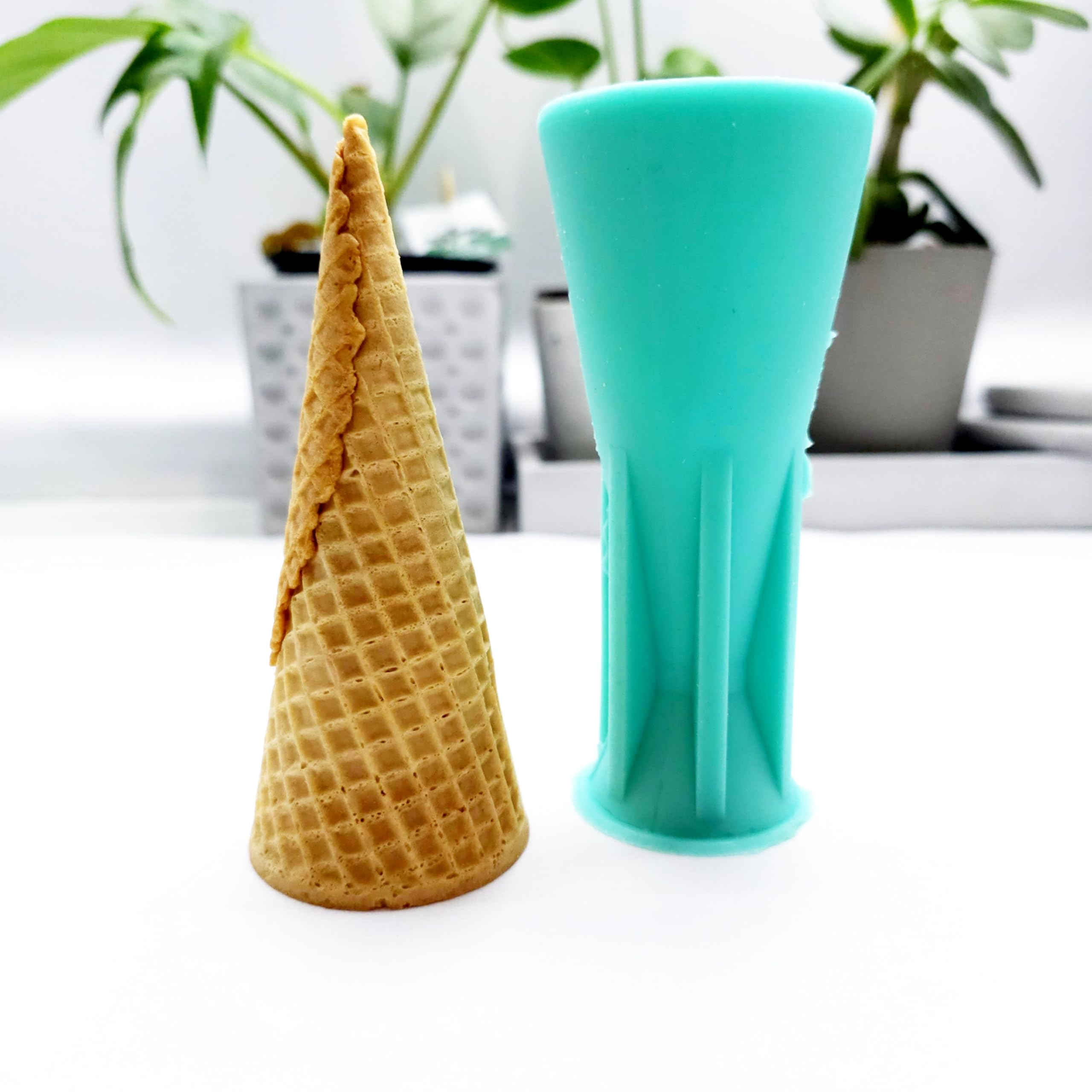 3D Silicone Waffle Cone Mold - Realistic Ice Cream Cone Maker for Homemade Desserts | Perfect for DIY Ice Cream, Party Treats & Bakery Decorations