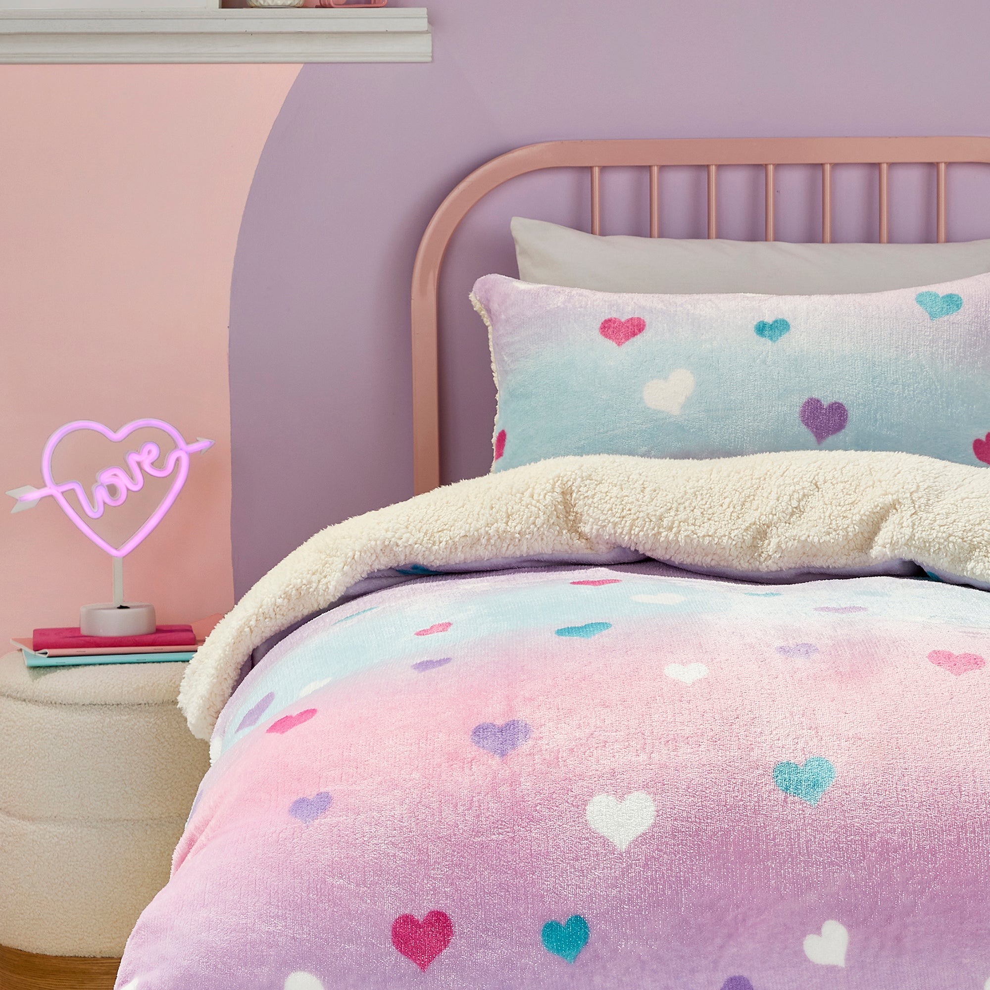 Bedlam Cosy Ombre Heart Duvet Cover Set - Soft & Stylish Bedding for Cozy Bedrooms | Perfect for Master Bedroom, Guest Room & Dorm Decor