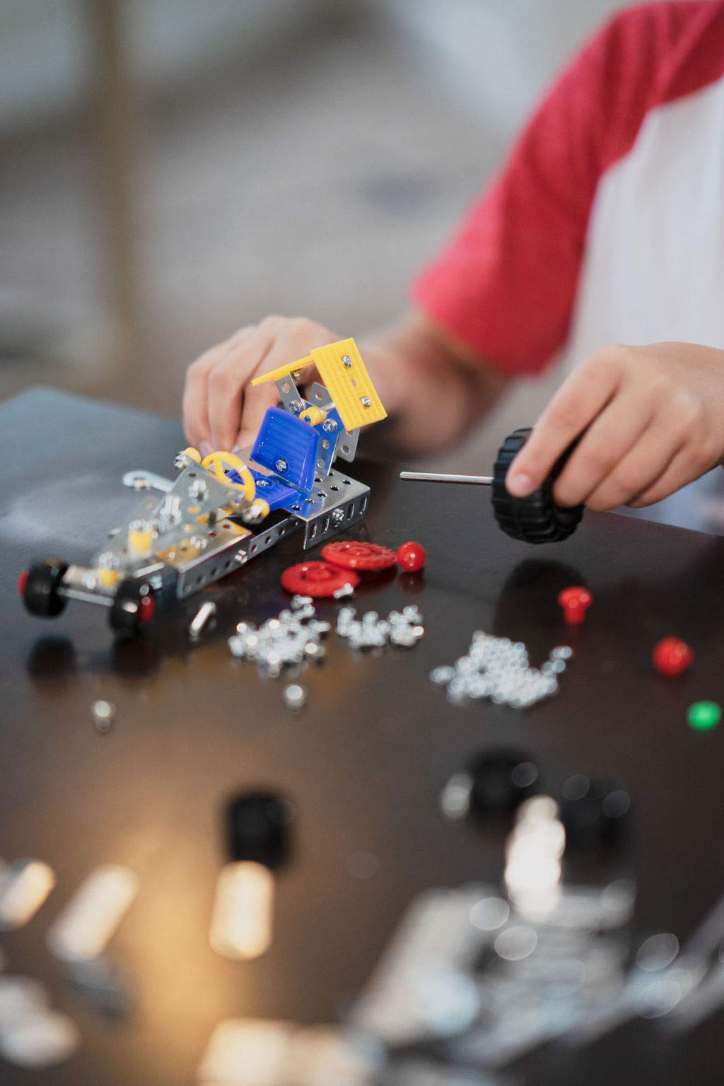 STEM Building Toys for Kids Ages 8-12 | 236-Piece Metal Erector Set Construction Kit | Educational Engineering Toys for Boys & Girls | Perfect for Classroom STEM Learning & Creative Play at Home