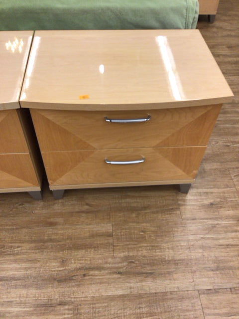 Modern Light Wood Lacquered Two-Drawer Nightstand - Bedside Table with Storage for Bedroom, Living Room, or Office