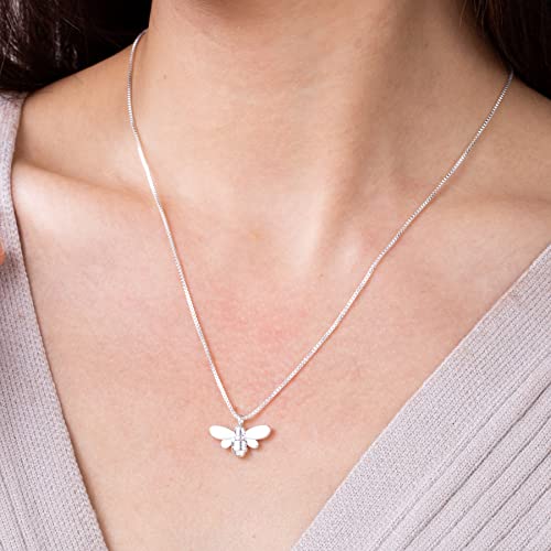 **Elegant Elephant & Butterfly Necklace for Women - Inspirational Jewelry Gift for Cat & Bee Lovers - Perfect for Daily Wear, Birthday & Anniversary Gifts**