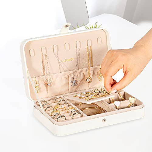 LANDICI Small Jewelry Box for Women & Girls - PU Leather Travel Jewelry Organizer Case with Storage Compartments for Rings, Earrings, Necklaces & Bracelets - Perfect Gift for Her, Kids & Men - Portable Jewelry Display Holder for Travel, Home & Office - White