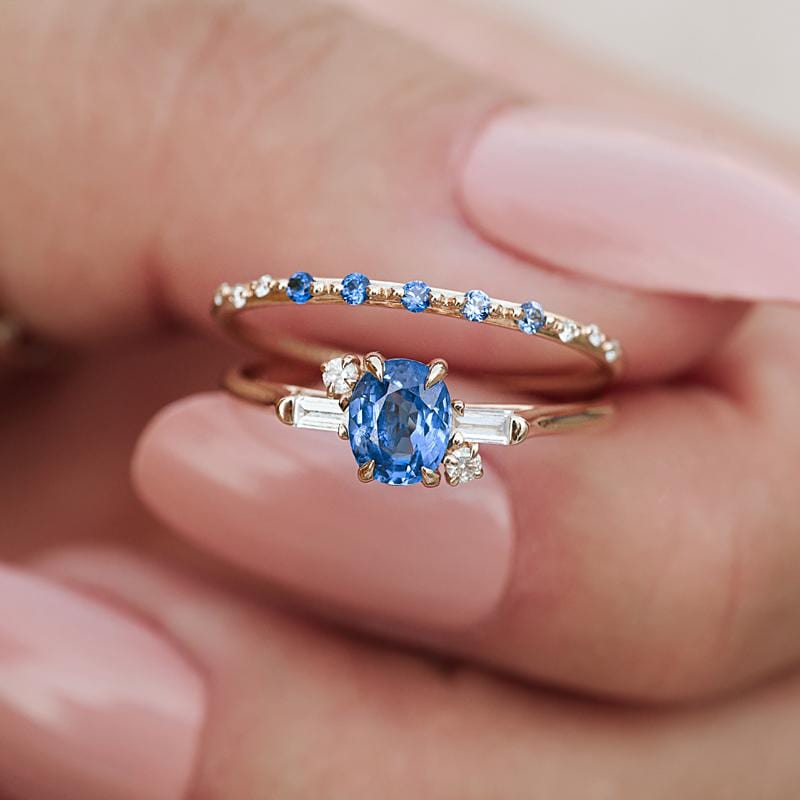 Exquisite Oval Geo Blue Sapphire and Diamond Ring for Women | Elegant Engagement & Wedding Jewelry Gift | Perfect for Anniversaries, Proposals & Special Occasions