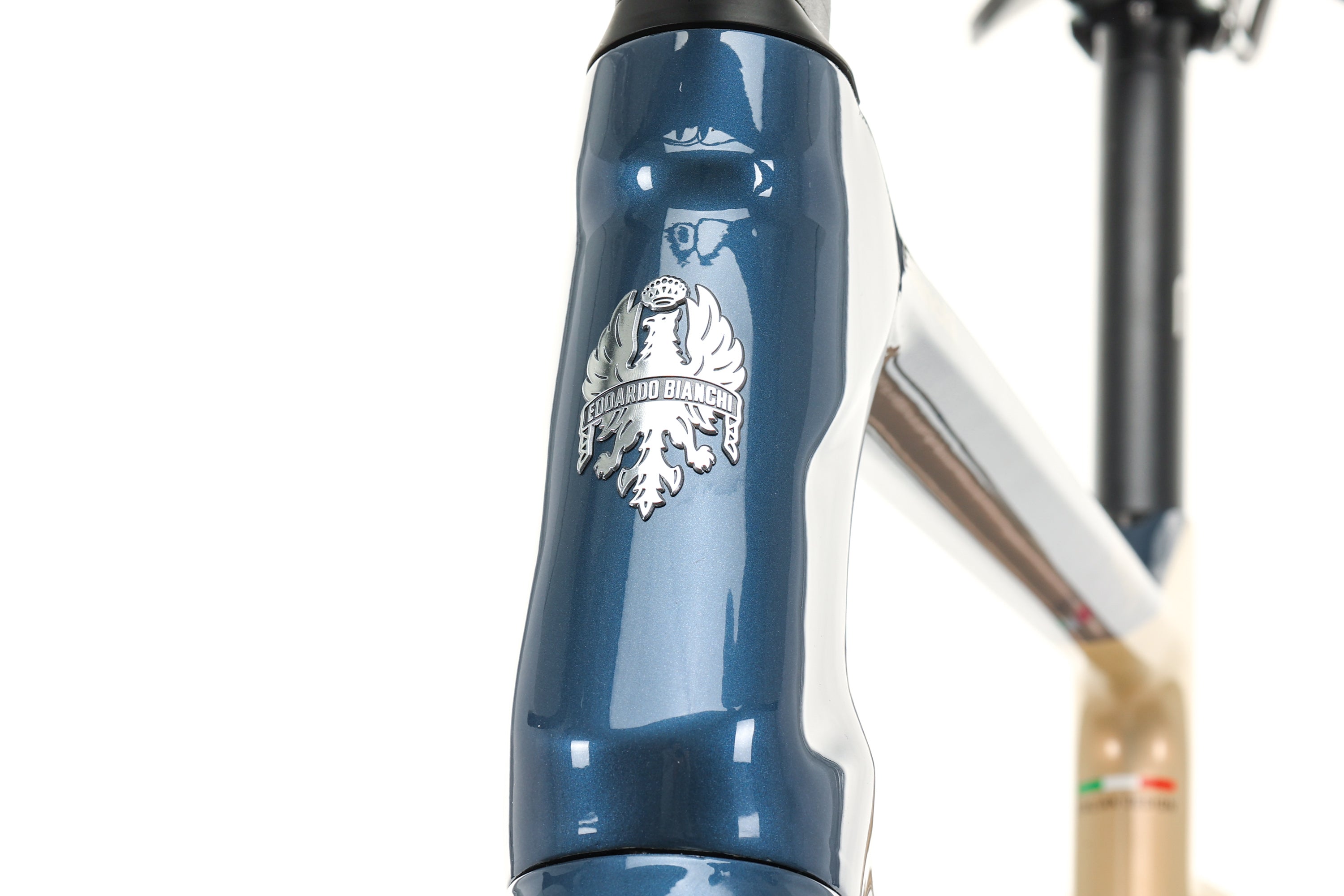 Bianchi Arcadex GRX600 Gravel Bike 2022 - X Large Size - Lightweight Carbon Frame, Shimano GRX Groupset - Perfect for Adventure Riding, Commuting & Off-Road Trails