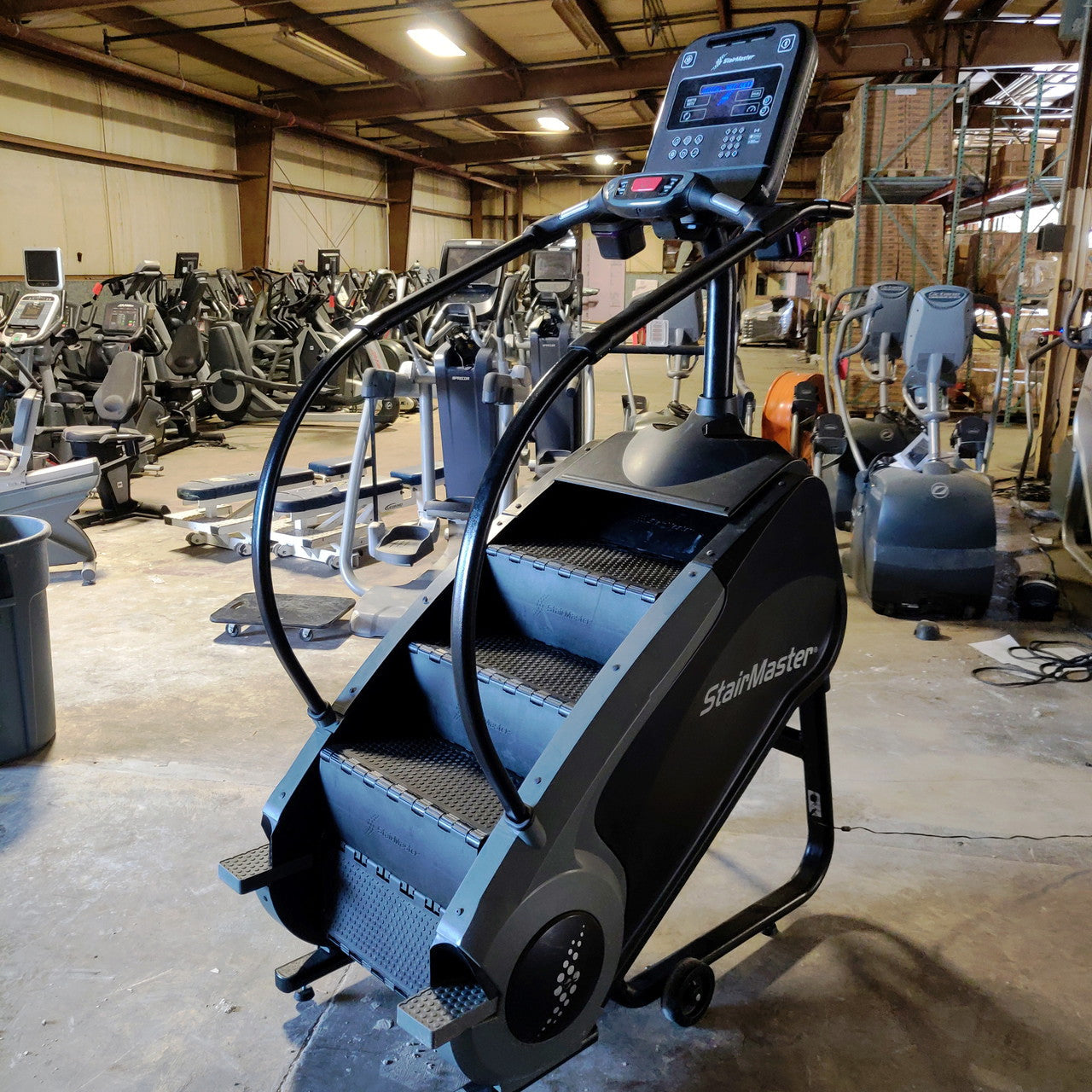 LIKE NEW Stairmaster Gauntlet 8 Series Stairclimber - Professional Cardio Workout Machine for Home Gym, Fitness & Weight Loss - Perfect for Small Spaces & HIIT Training