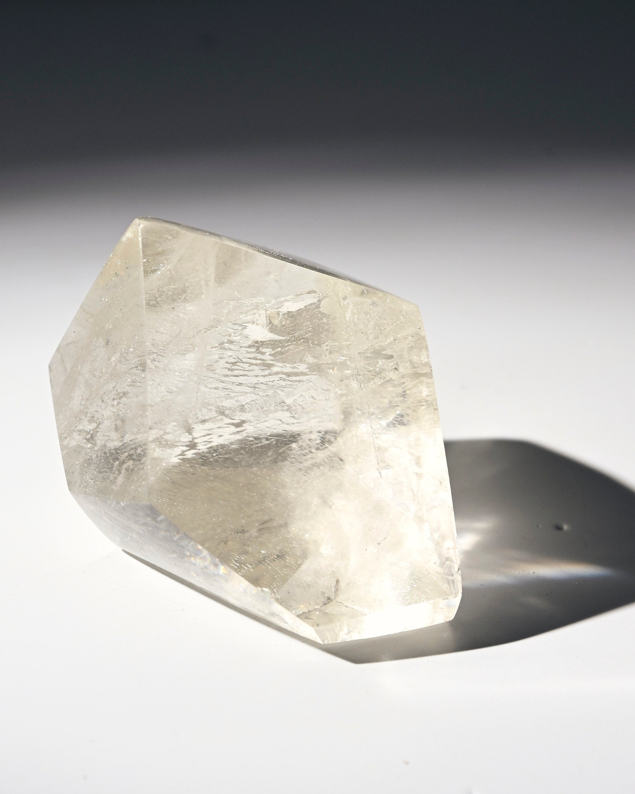 Geometric Quartz Crystal 3 Inch - Natural Healing Stone for Home Decor, Meditation & Spiritual Gifts | Perfect for Office Desk, Yoga Space & Feng Shui
