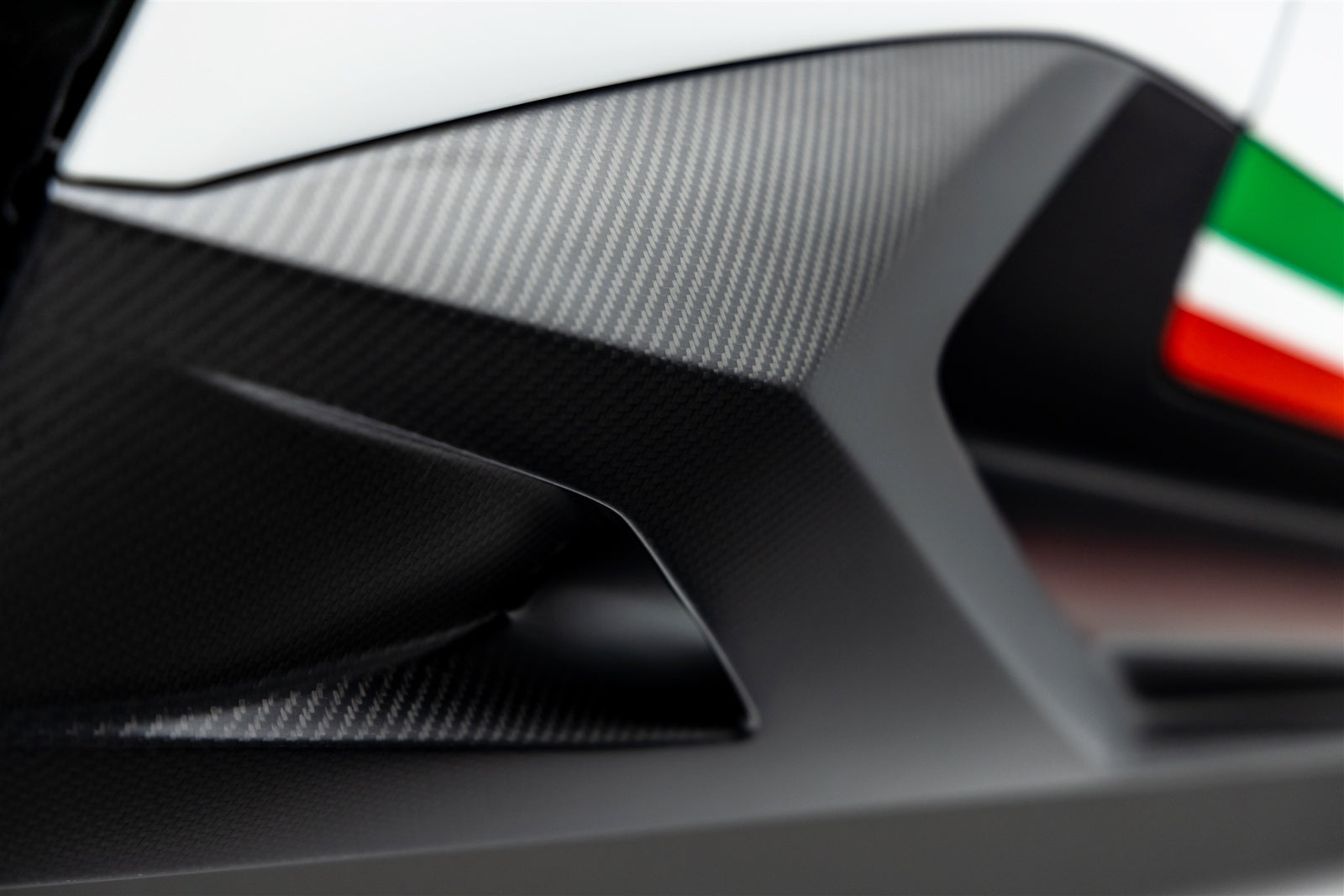 Lamborghini Huracan EVO 2WD Monza Aero Program CB 01 - High Performance Sports Car for Racing Enthusiasts | Perfect for Track Days and Supercar Events