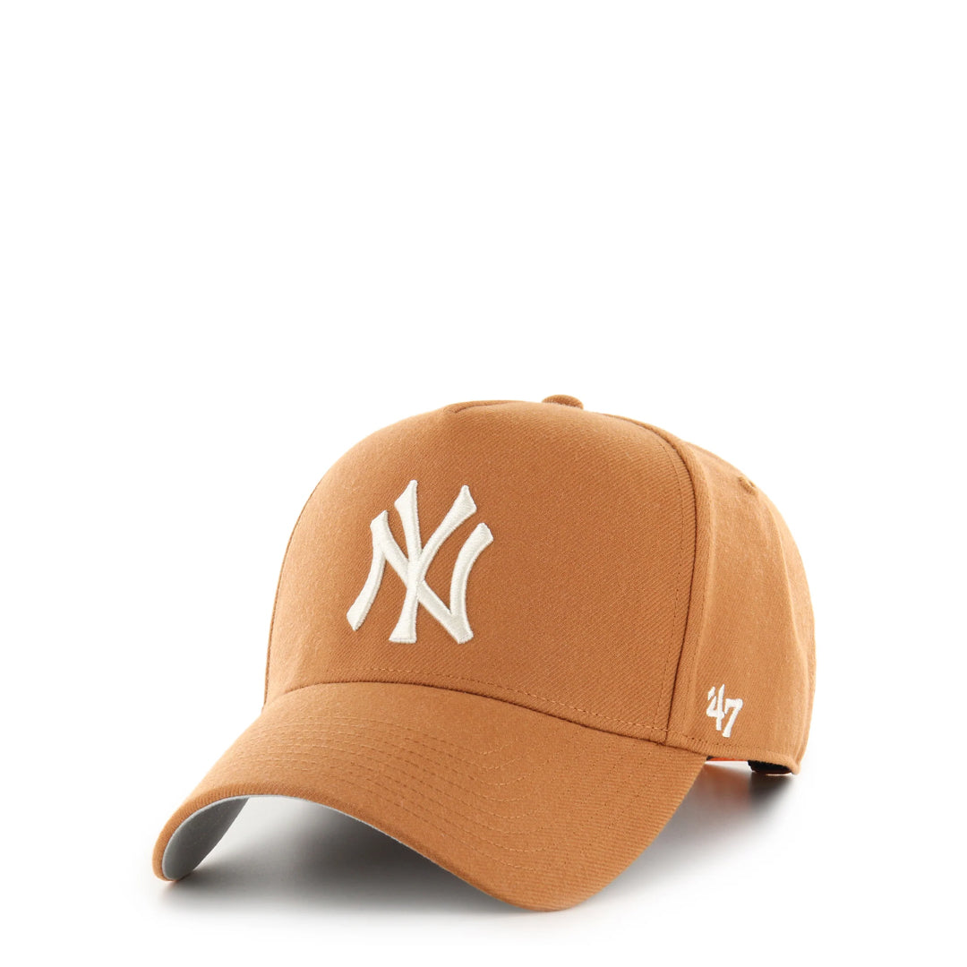 MLB New York Yankees '47 Offside Clay Adjustable Baseball Cap - Stylish Sports Hat for Men & Women - Perfect for Games, Fan Gear, and Casual Wear