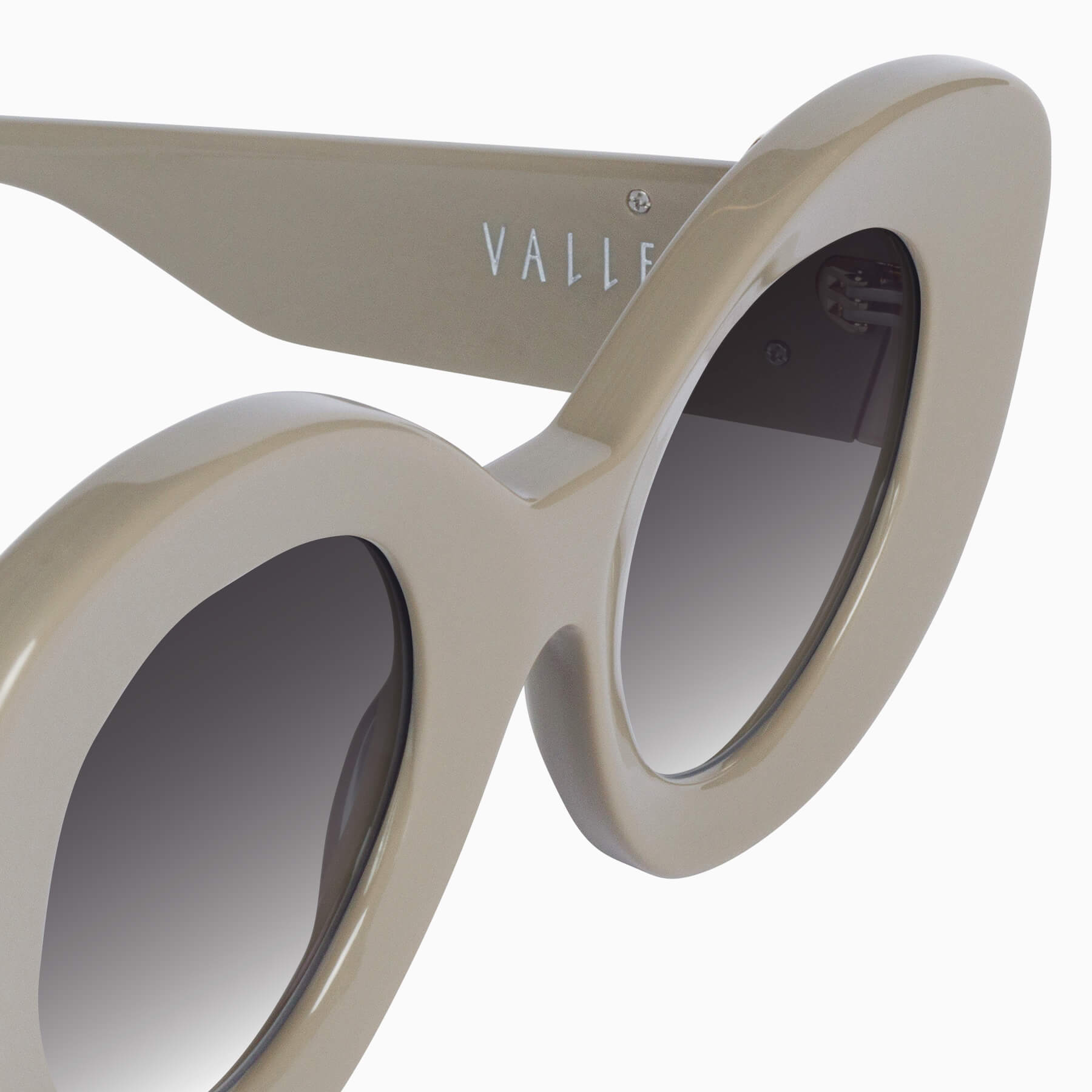 Hollywood Sunglasses for Men & Women - UV Protection, Polarized, Fashionable - Perfect for Beach, Driving & Outdoor Activities