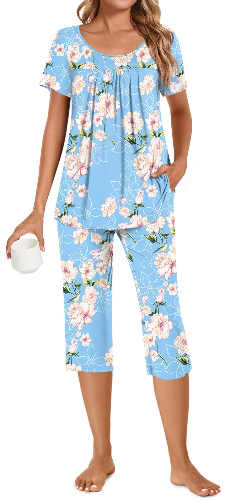 POPYOUNG Women's Summer Pajama Sets - 2 Piece Loungewear with Capri Pants & Pockets - Soft Sleepwear for Nighttime & Relaxation - Perfect for Bedtime, Lounging & Vacation Comfort