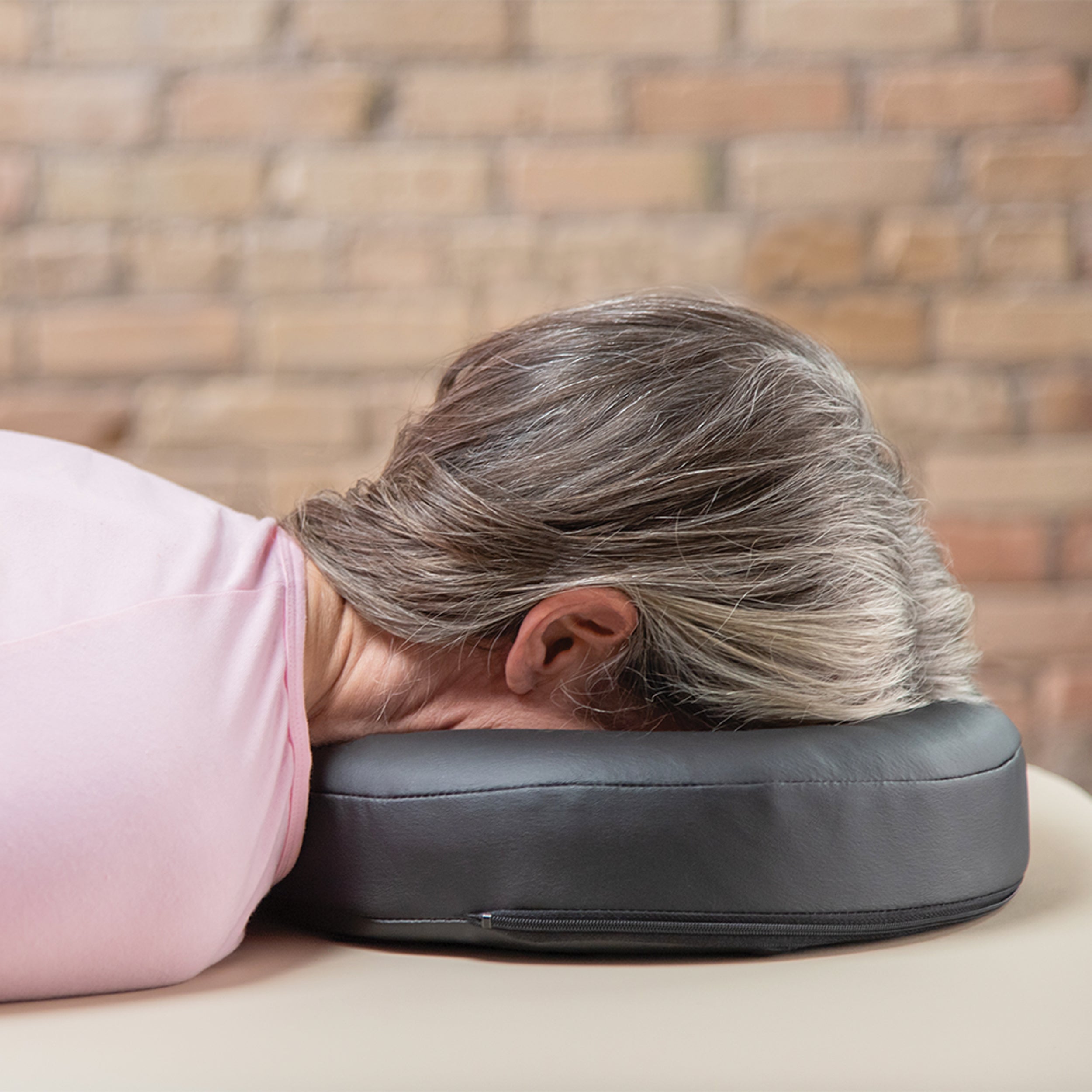 Memory Foam Face Cradle Vinyl Cover - Soft & Comfortable for Massage Tables & Spa Treatments - Perfect for Chiropractic, Facial, and Massage Therapy Sessions
