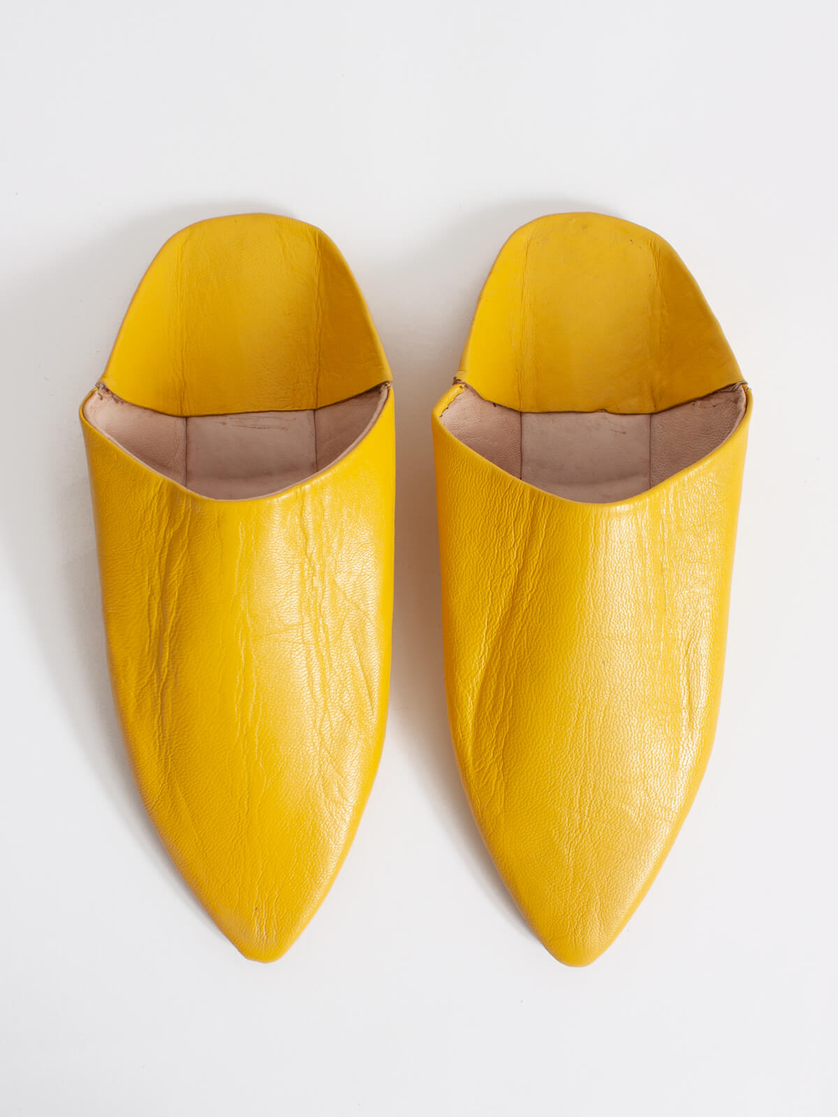 Authentic Moroccan Classic Pointed Babouche Slippers - Comfortable Leather Sunflower Design | Perfect for Home, Lounge & Cultural Fashion