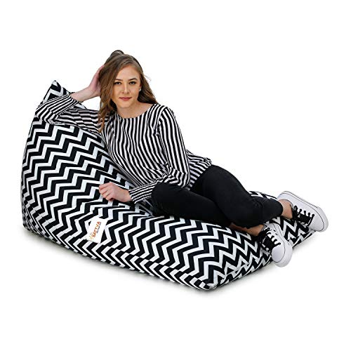Black Chevron Print