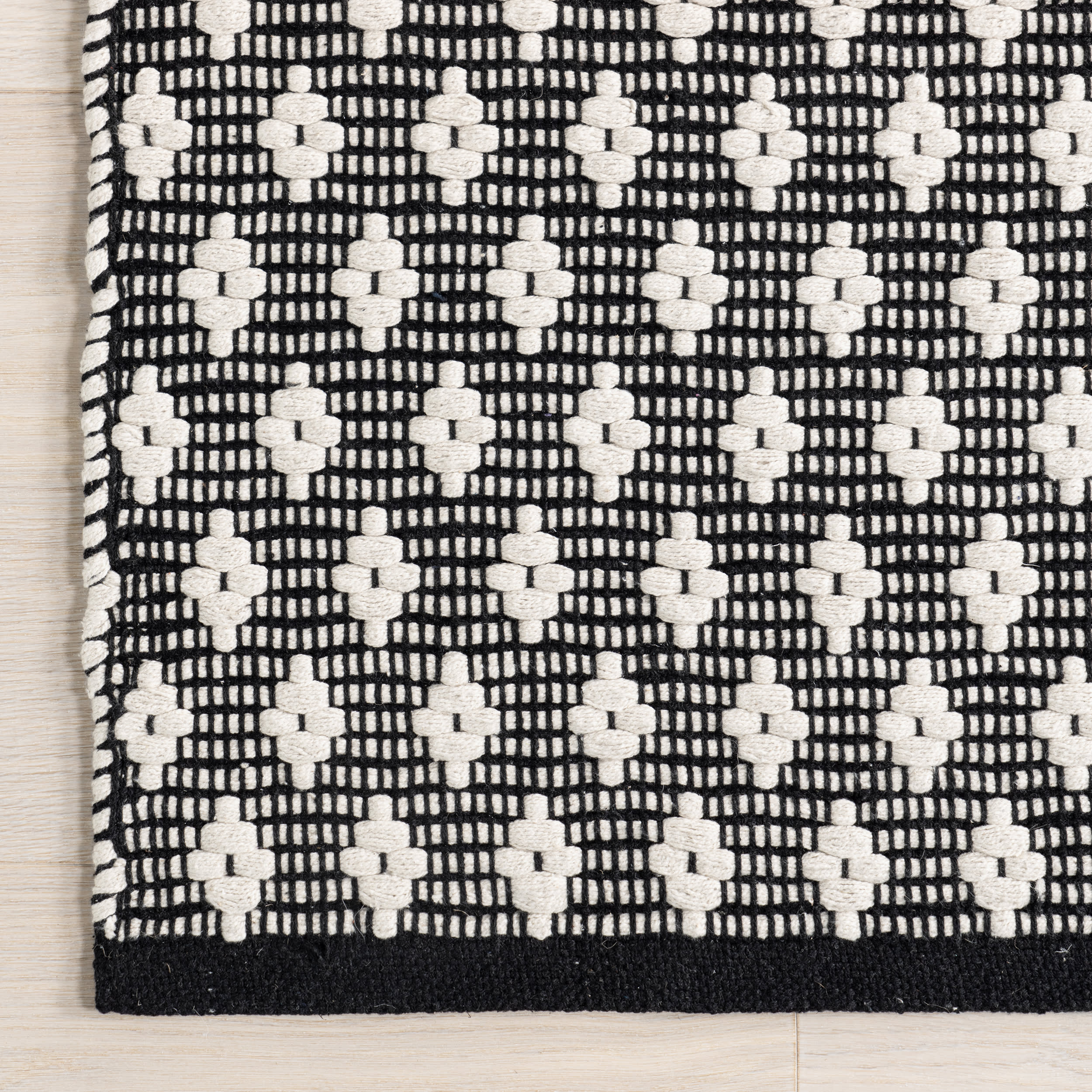 Elegant Handwoven Cotton Rug with Diamond Pattern - Black | Perfect for Living Room, Bedroom & Nursery Decor