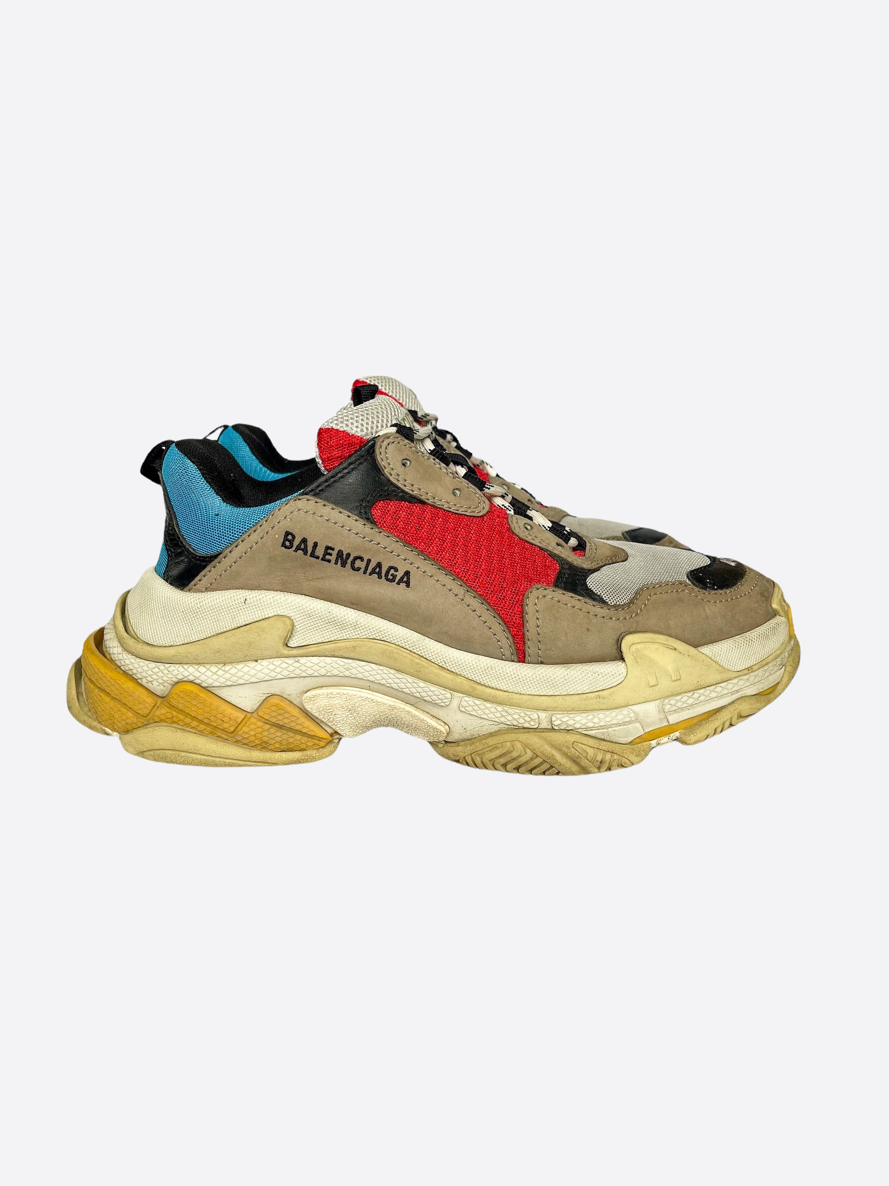Balenciaga Triple S Oversized Sneakers for Men & Women - Chunky Dad Shoes Fashion Sneakers for Casual Wear, Street Style & Everyday Comfort