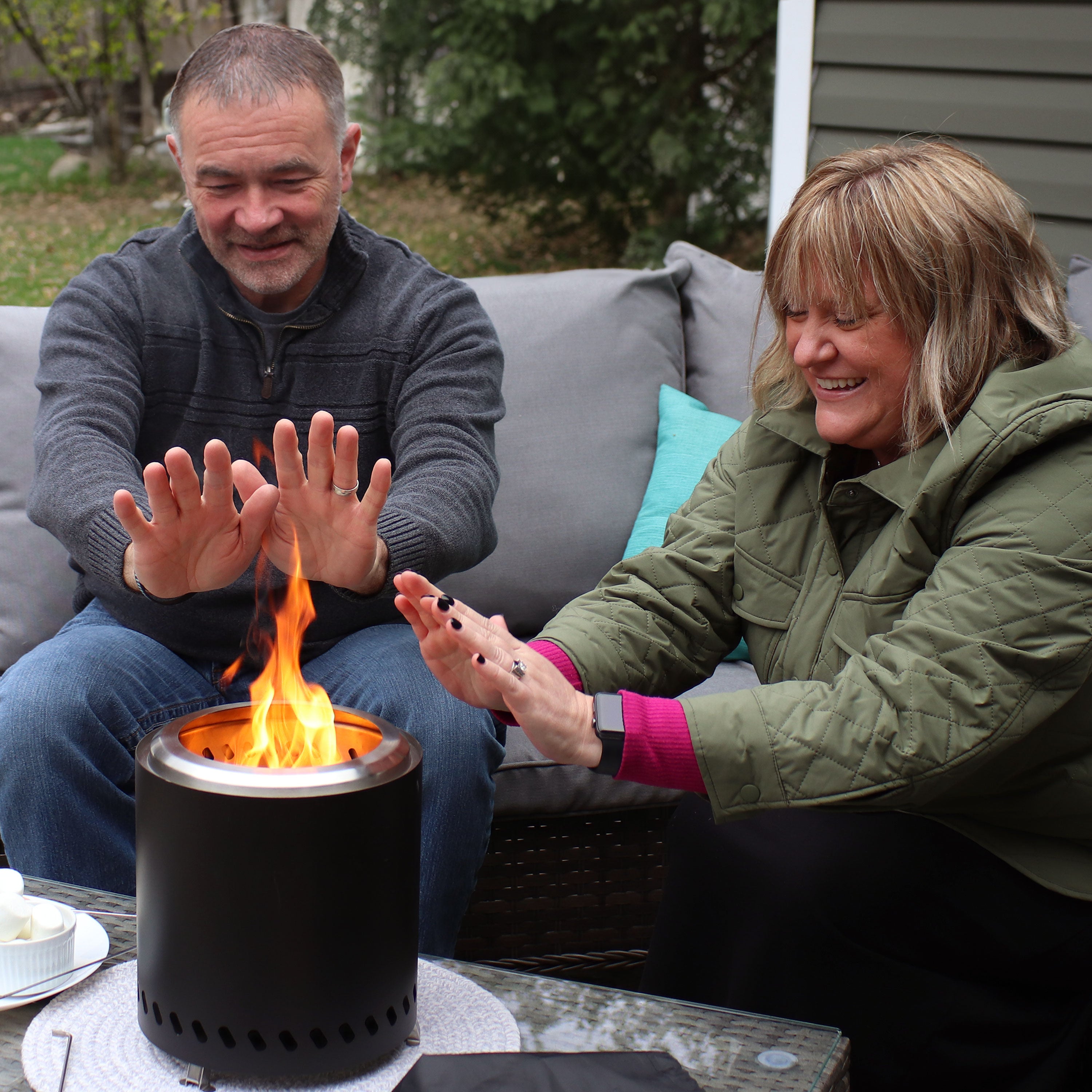 Sunnydaze Portable Tabletop Smokeless Fire Pit with Carry Bag & Poker - Perfect for Camping, Backyard, Patio & Outdoor Gatherings