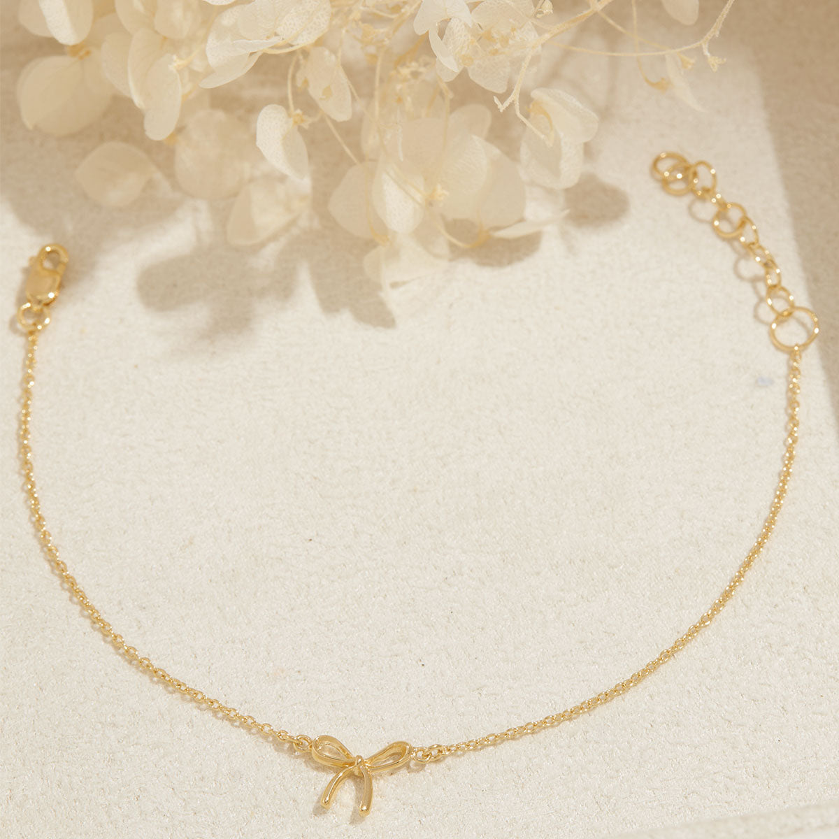 Elegant Gold Bow Bracelet for Women - Dainty & Stylish Jewelry Gift for Birthday, Anniversary & Special Occasions