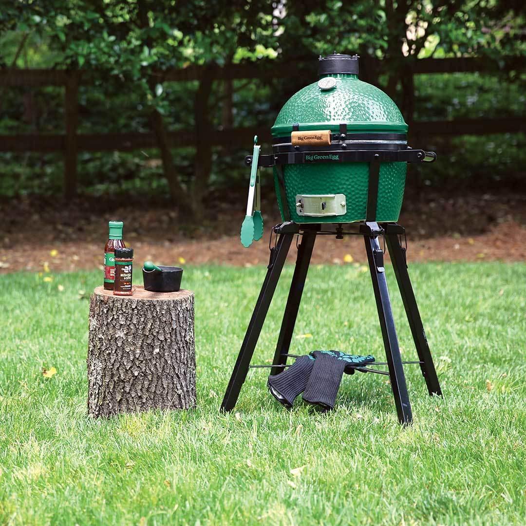 Big Green Egg Portable Nest for MiniMax Egg 120649 - Compact Outdoor Grill Stand for MiniMax Smoker - Perfect for Backyard BBQs, Camping & Tailgating