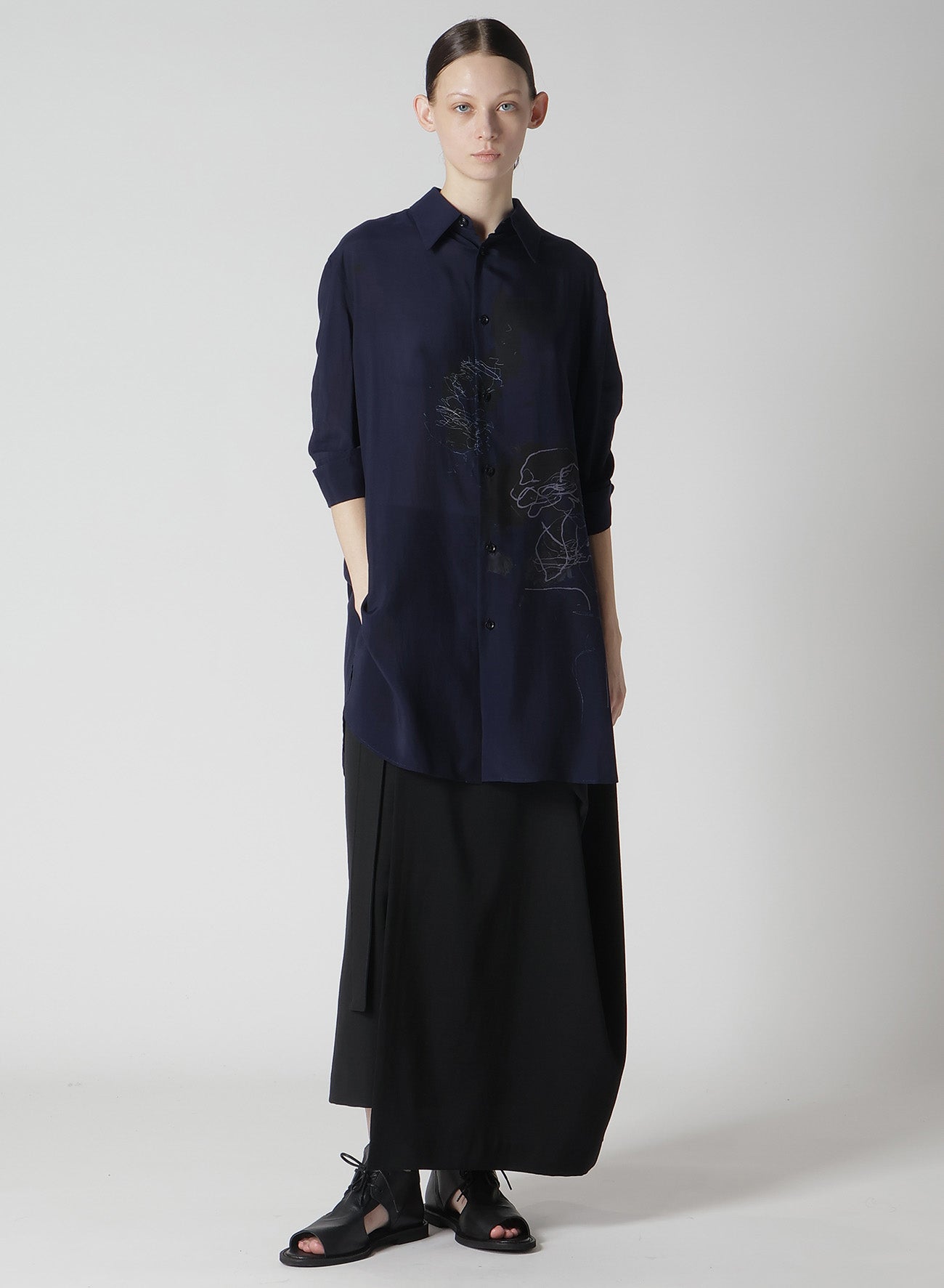 CU/LAWN Floral Sketch Print Shirred Sleeve Blouse - Women's Fashion Top for Spring Summer, Office Wear & Casual Outings