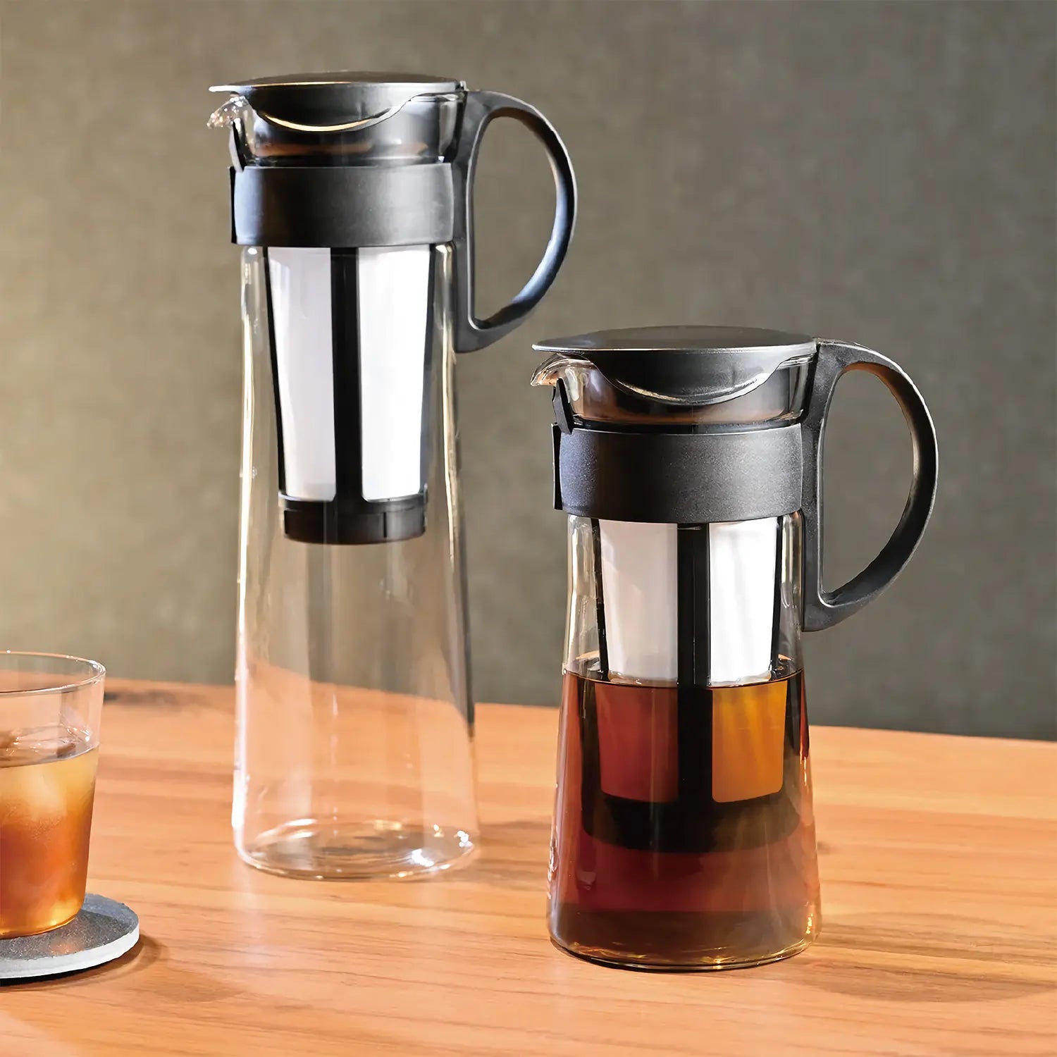 Hario Polypropylene Cold Brew Coffee Maker - Iced Coffee Pot with Glass Carafe for Home, Office & Outdoor Use