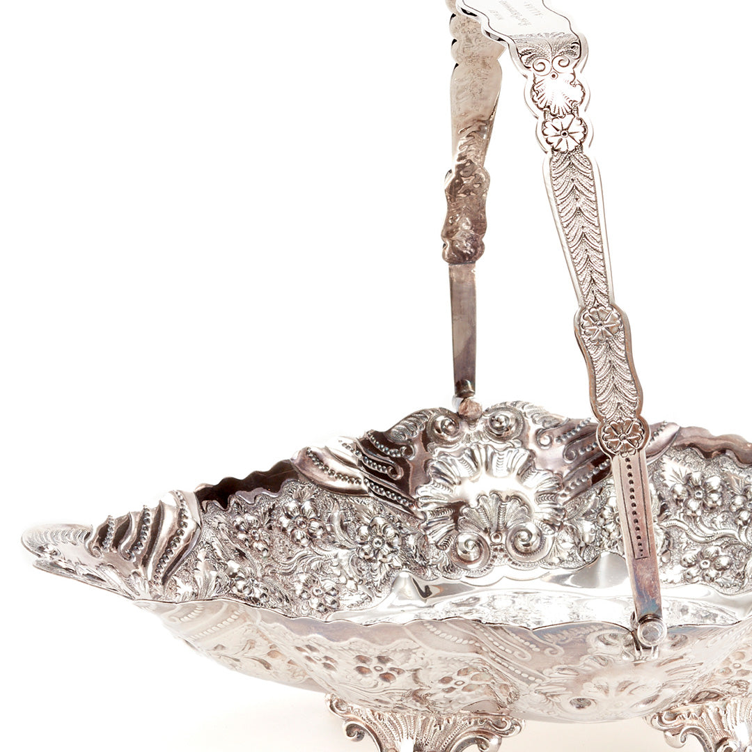 Elegant Silver Plated Cake Basket - Vintage Style Serving Tray for Wedding, Birthday Party & Afternoon Tea - Perfect for Desserts, Pastries & Fruit Display