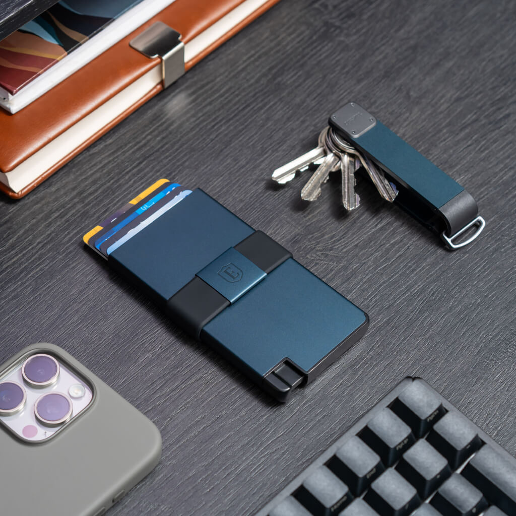 Trackable Wallet & Key Case Bundle - RFID Blocking Smart Wallet with GPS Tracker - Perfect for Travel, Work, and Everyday Use