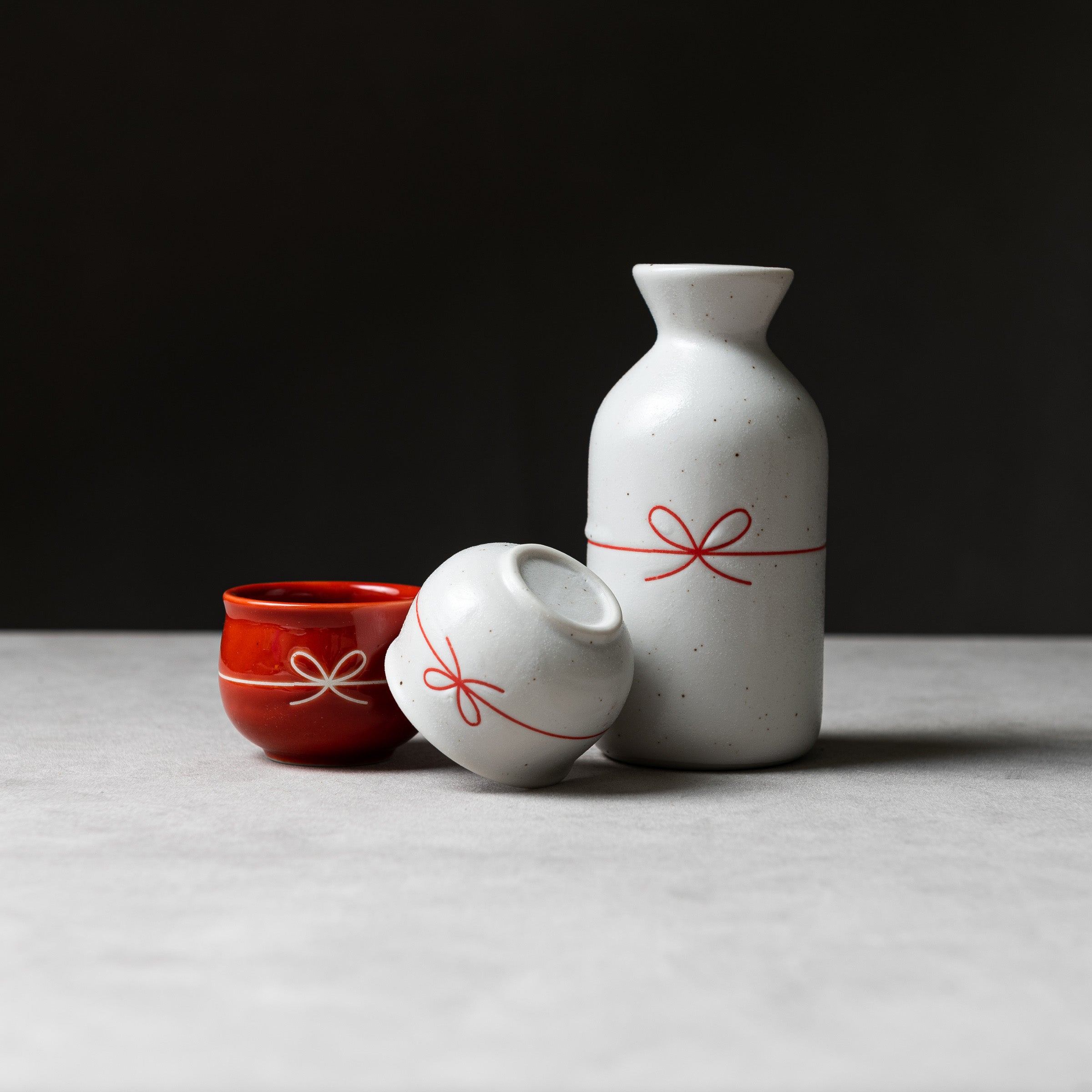 Premium Mizuhiki Sake Cup Set - Traditional Japanese Ceramic Drinking Vessels (2 Colors) - Perfect for Sake Tasting, Japanese Tea Ceremonies & Asian-Inspired Home Decor