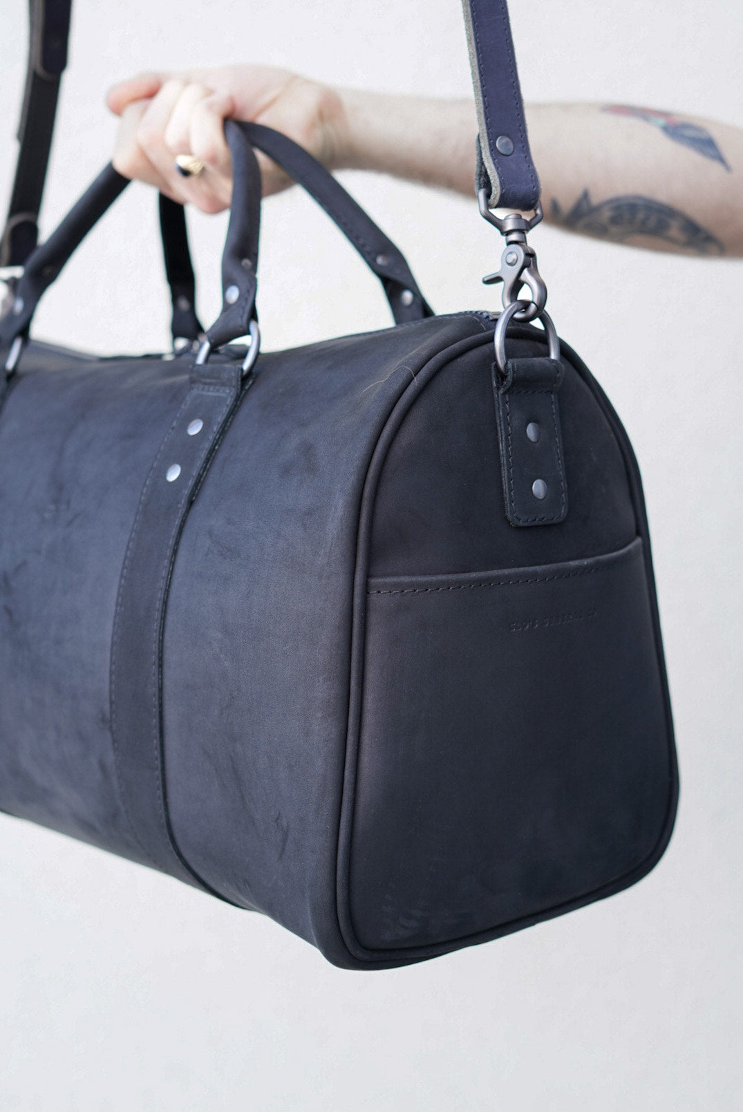 Premium Nubuck Onyx Overnight Duffle Bag - Water-Resistant Travel Duffel for Gym, Weekend Trips & Outdoor Adventures