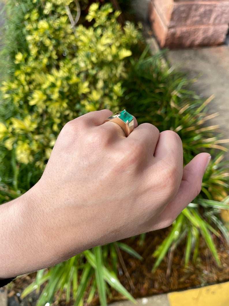 3.63 Carat Emerald Cut Green Emerald Men's Ring for Business Professionals - Perfect for Executive Gifts, Weddings & Formal Occasions