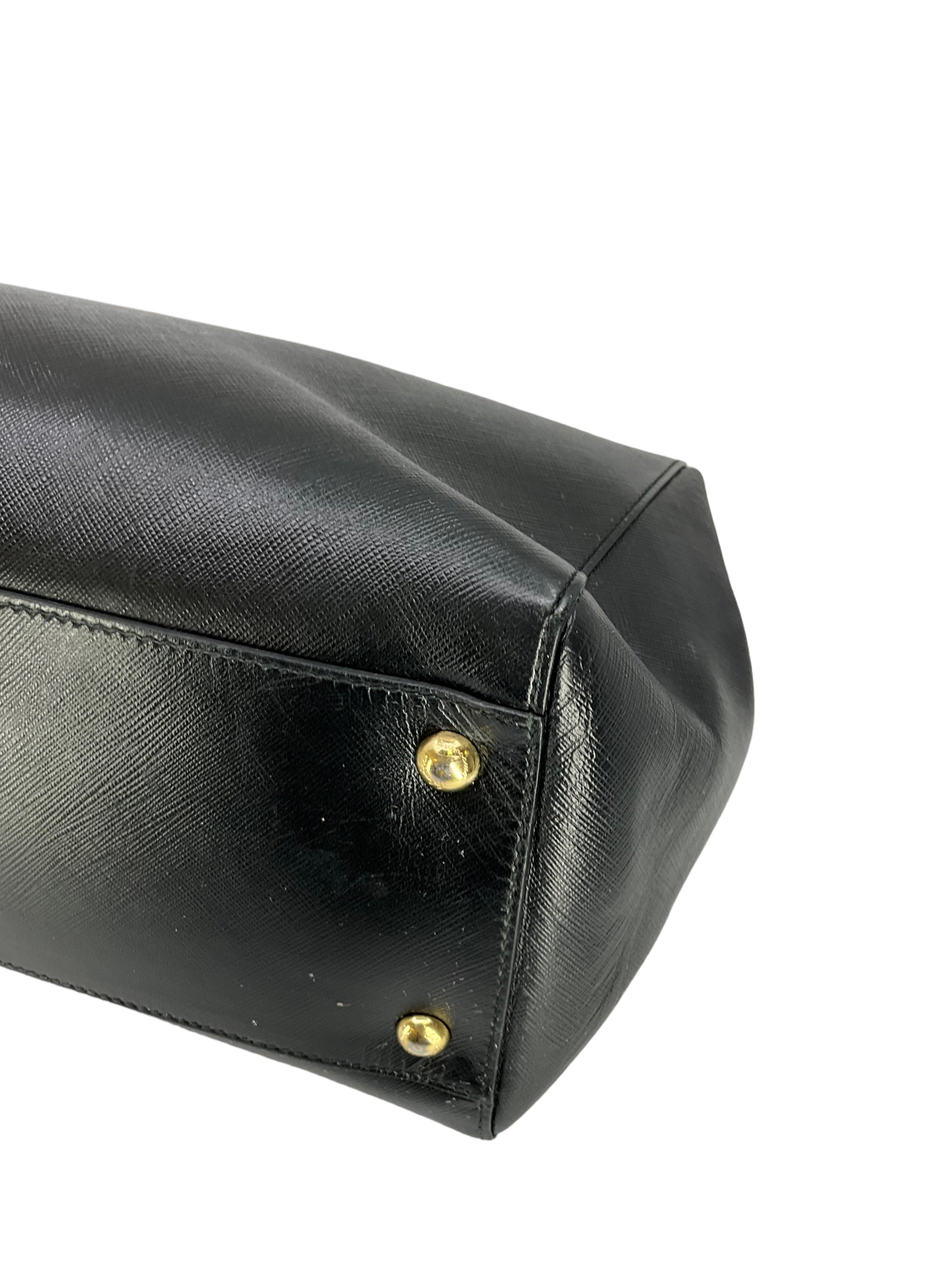 Salvatore Ferragamo Saffiano Leather Melike Vara Bow Bag for Women | Luxury Designer Handbag | Perfect for Work, Evening Events & Special Occasions